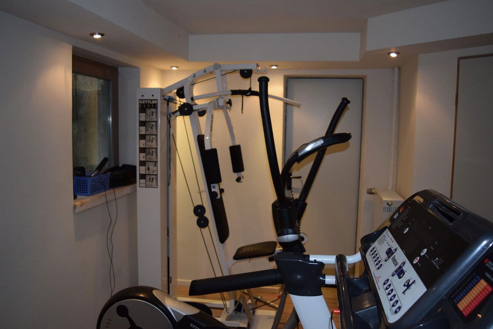 Predaj domu 450 m², pozemek 763 m², Oberreichenbach, Bavorsko Predaj domu 450 m², pozemek 763 m², Oberreichenbach, Bavorsko