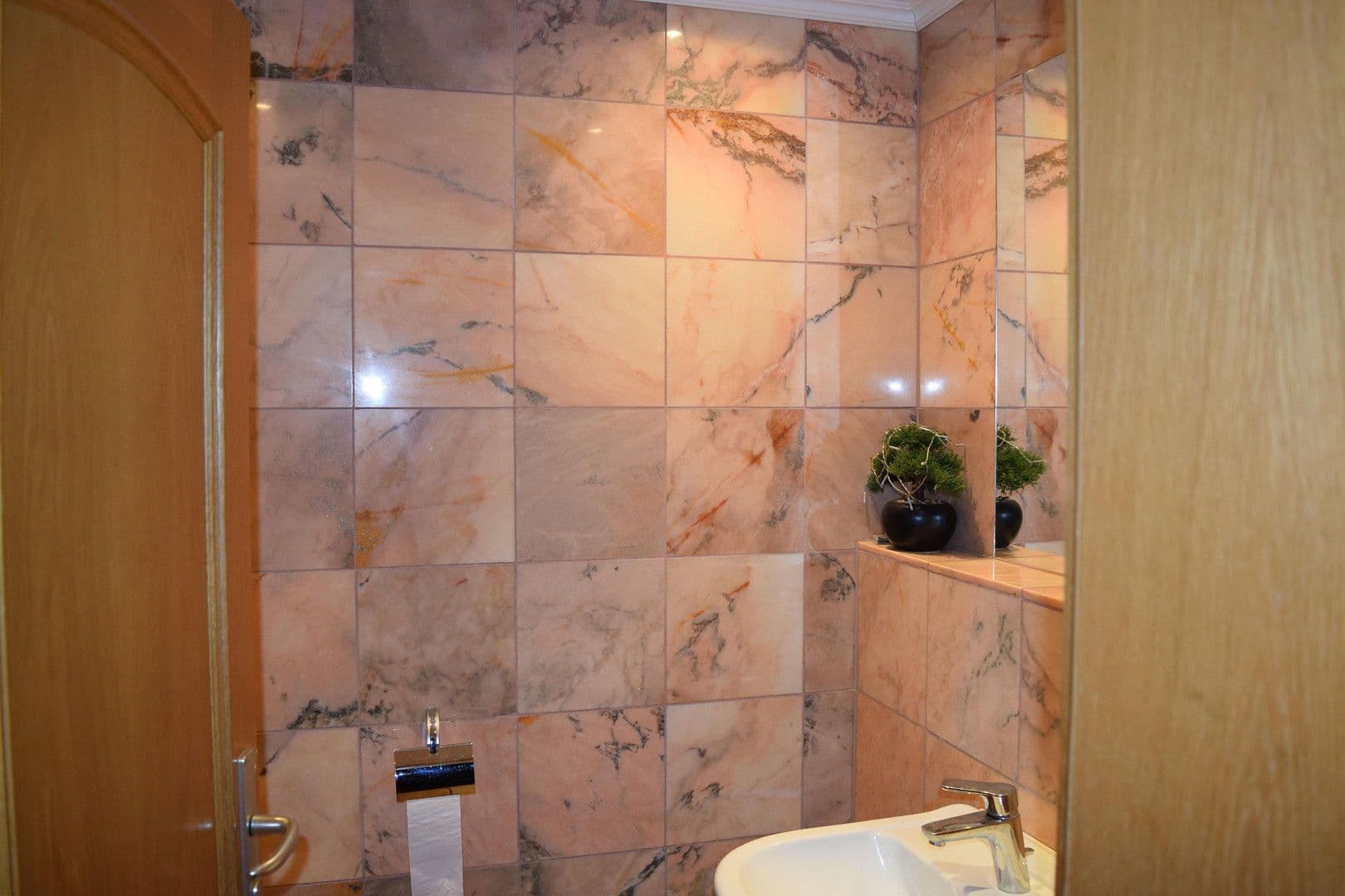 Predaj domu 450 m², pozemek 763 m², Oberreichenbach, Bavorsko Predaj domu 450 m², pozemek 763 m², Oberreichenbach, Bavorsko