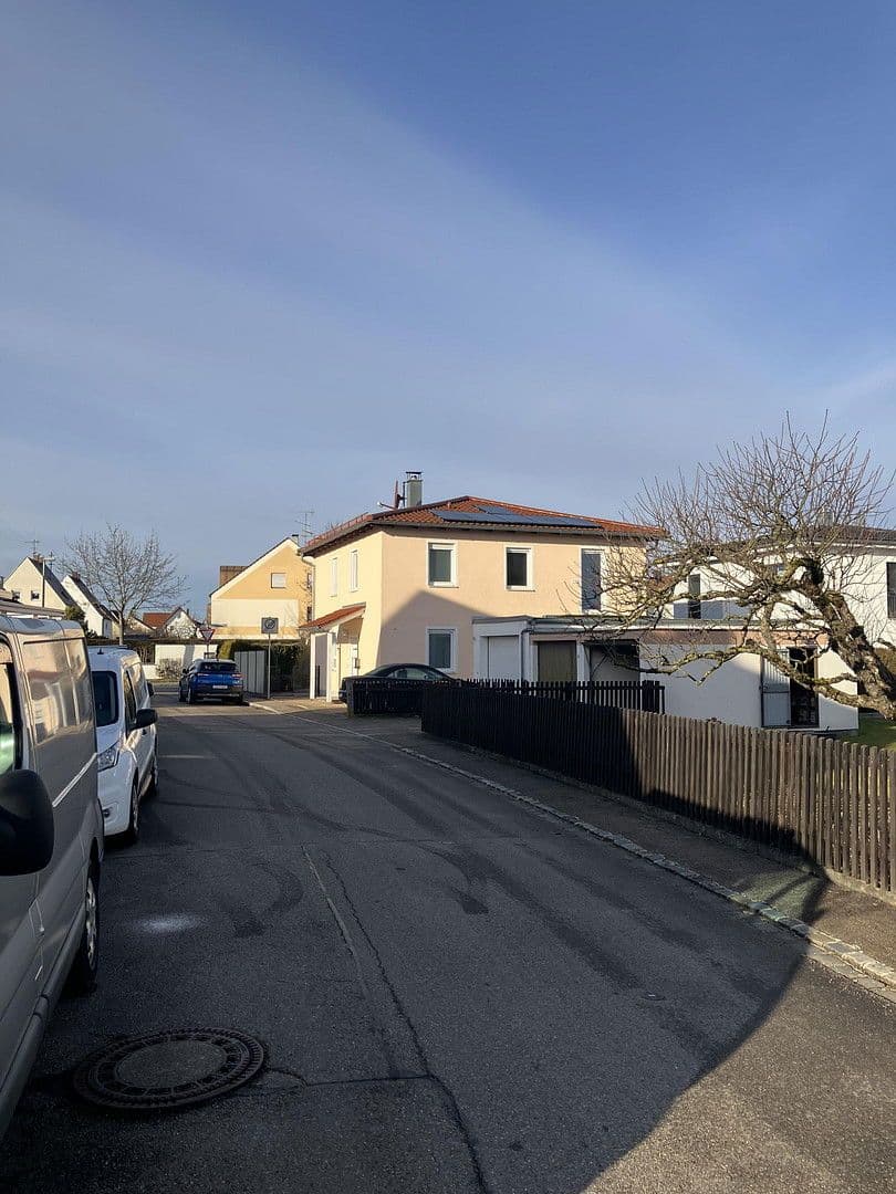 Predaj domu 140 m², pozemek 480 m², Augsburg, Bavorsko Predaj domu 140 m², pozemek 480 m², Augsburg, Bavorsko