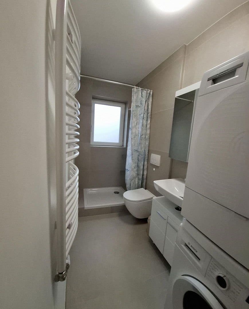 Predaj bytu 2-izbový 60 m², Friedberger Landstraße 66, Frankfurt am Main, Hesensko Predaj bytu 2-izbový 60 m², Friedberger Landstraße 66, Frankfurt am Main, Hesensko