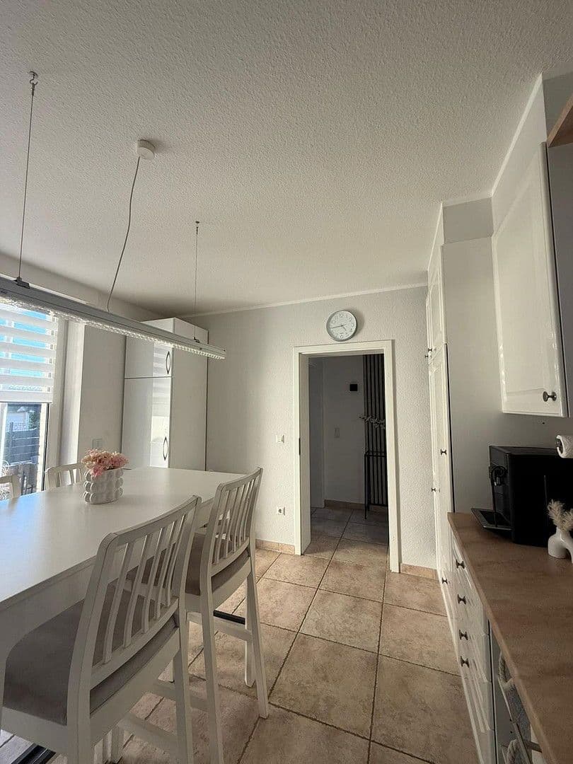 Prenájom bytu 2-izbový 60 m², Moers, Severné Porýnie - Westfálsko Prenájom bytu 2-izbový 60 m², Moers, Severné Porýnie - Westfálsko