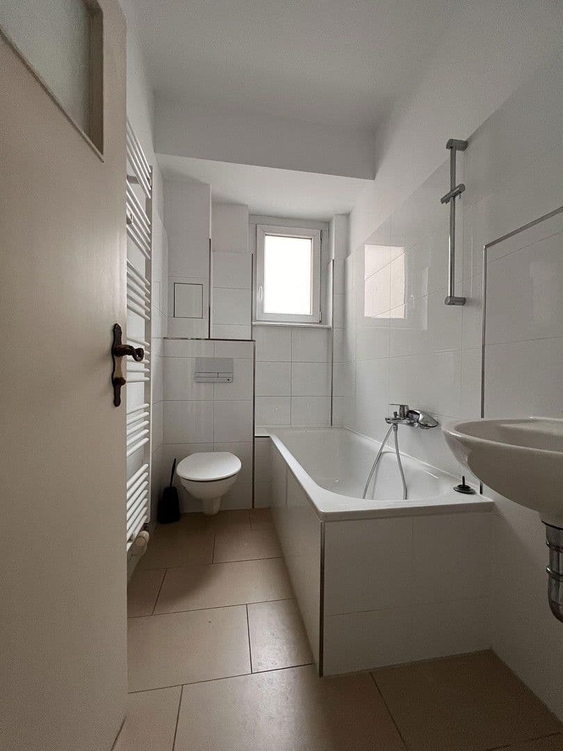 Predaj bytu 2-izbový 58 m², Eberbacher Str 3, Berlin, Berlín Predaj bytu 2-izbový 58 m², Eberbacher Str 3, Berlin, Berlín