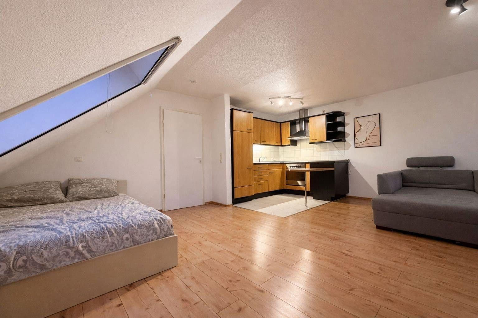 Prenájom bytu 1-izbový 40 m², Ingelheim am Rhein, Porýnie-Falcko Prenájom bytu 1-izbový 40 m², Ingelheim am Rhein, Porýnie-Falcko