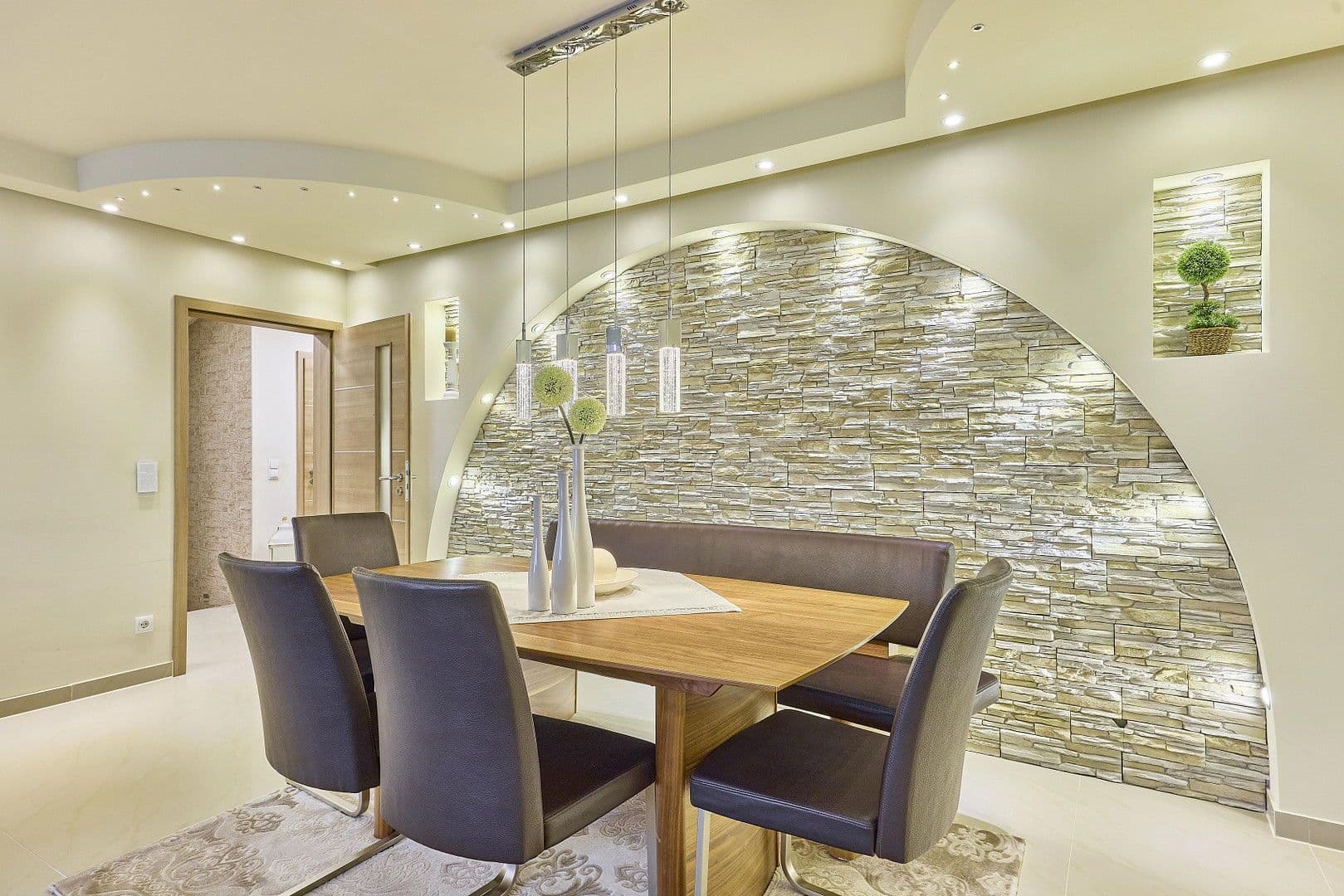 Predaj domu 180 m², pozemek 326 m², Christoph-Kröwerath-Str., 31, Ludwigshafen, Porýnie-Falcko Predaj domu 180 m², pozemek 326 m², Christoph-Kröwerath-Str., 31, Ludwigshafen, Porýnie-Falcko