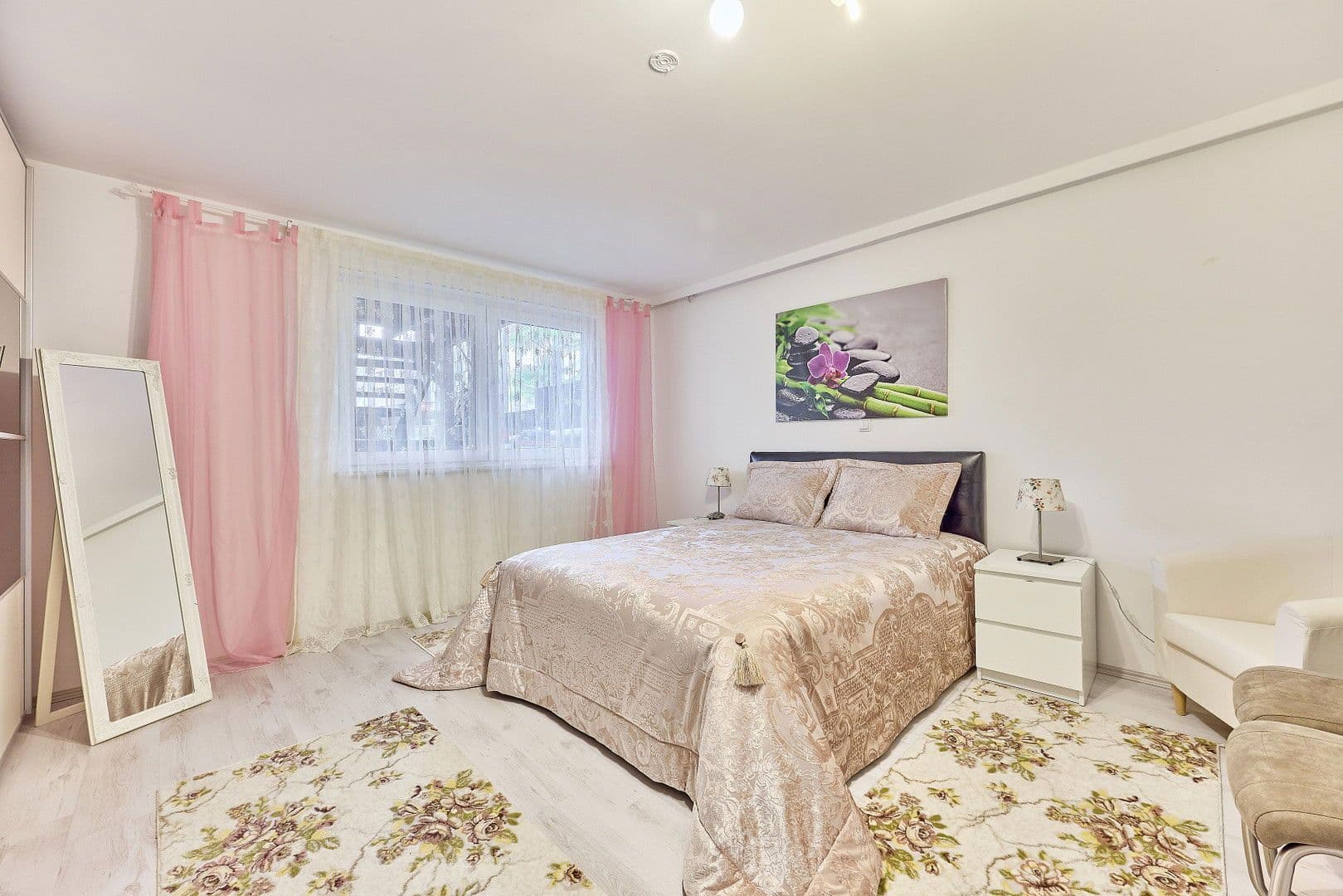 Predaj domu 180 m², pozemek 326 m², Christoph-Kröwerath-Str., 31, Ludwigshafen, Porýnie-Falcko Predaj domu 180 m², pozemek 326 m², Christoph-Kröwerath-Str., 31, Ludwigshafen, Porýnie-Falcko