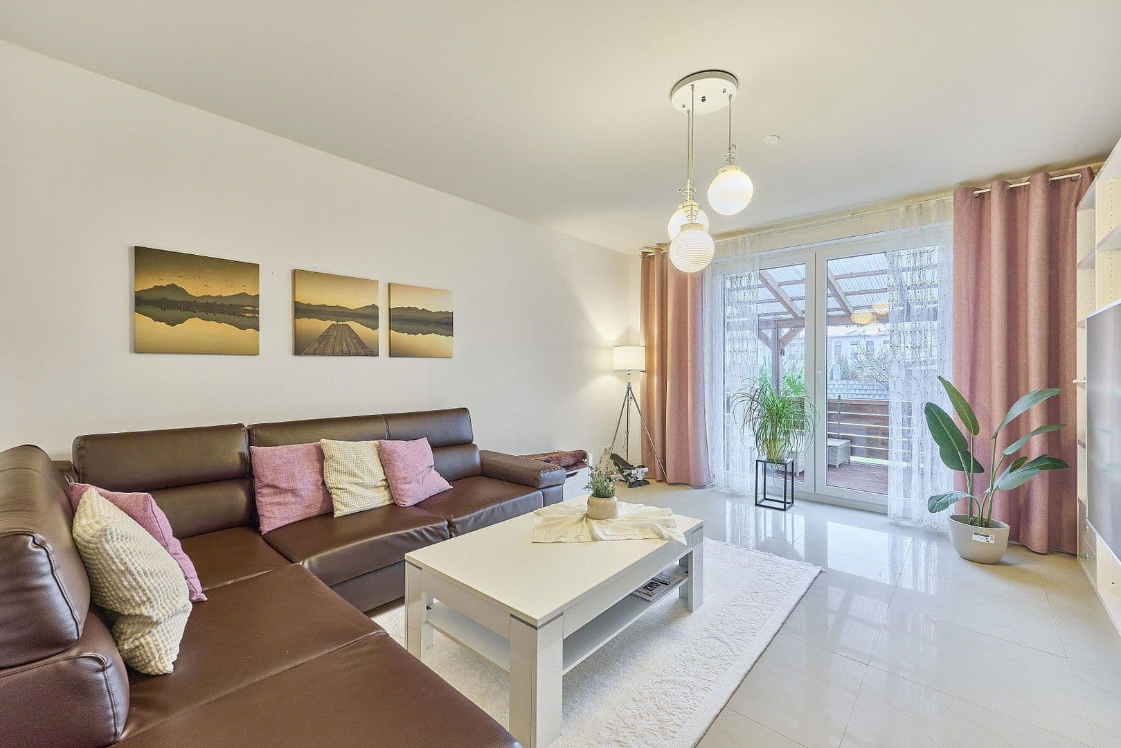 Predaj domu 180 m², pozemek 326 m², Christoph-Kröwerath-Str., 31, Ludwigshafen, Porýnie-Falcko Predaj domu 180 m², pozemek 326 m², Christoph-Kröwerath-Str., 31, Ludwigshafen, Porýnie-Falcko