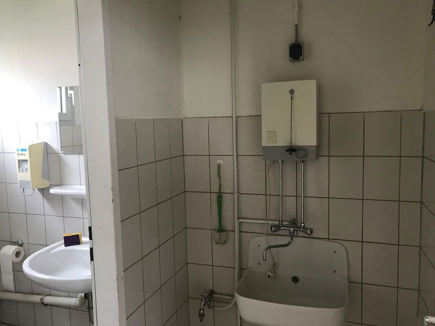 Prenájom nebytového priestoru 104 m², Strehla, Sasko Prenájom nebytového priestoru 104 m², Strehla, Sasko