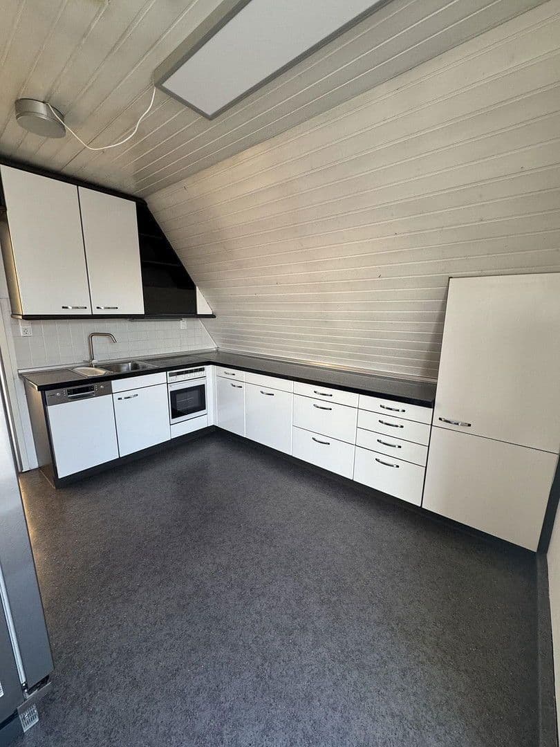 Prenájom bytu 4-izbový 98 m², Merianstraße 17, Maisach, Bavorsko Prenájom bytu 4-izbový 98 m², Merianstraße 17, Maisach, Bavorsko