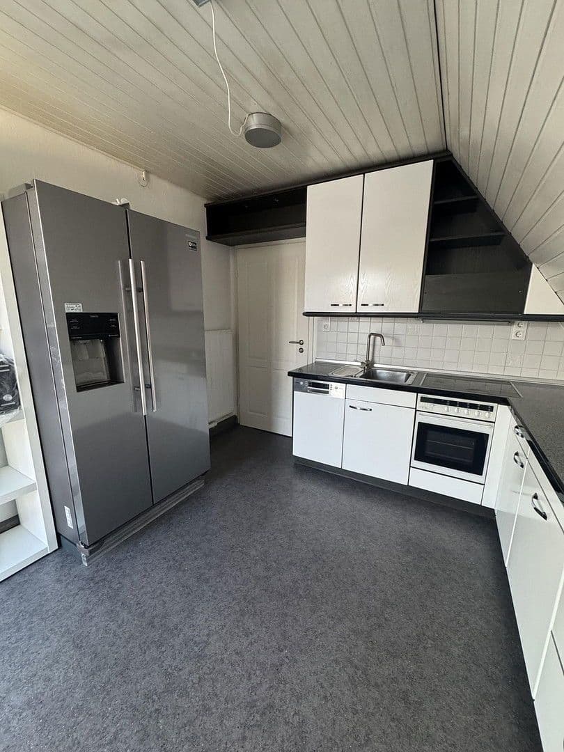 Prenájom bytu 4-izbový 98 m², Merianstraße 17, Maisach, Bavorsko Prenájom bytu 4-izbový 98 m², Merianstraße 17, Maisach, Bavorsko