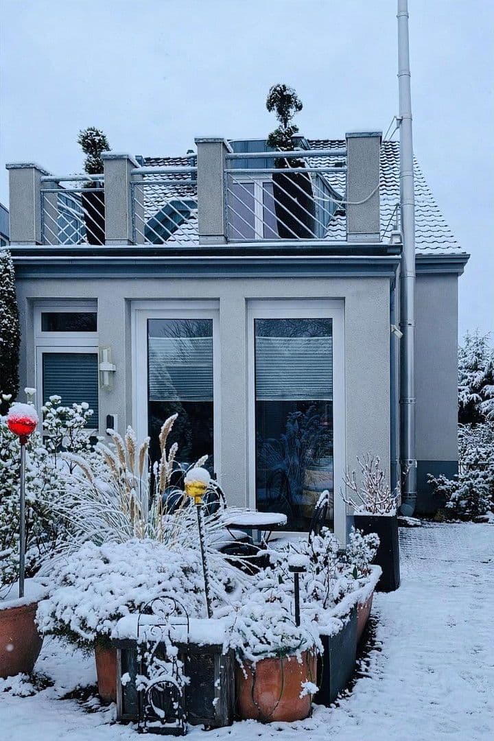 Prenájom domu 193 m², pozemek 400 m², Dortmund, Severné Porýnie - Westfálsko Prenájom domu 193 m², pozemek 400 m², Dortmund, Severné Porýnie - Westfálsko