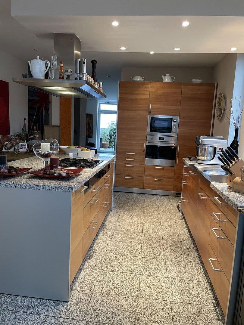 Prenájom domu 193 m², pozemek 400 m², Dortmund, Severné Porýnie - Westfálsko Prenájom domu 193 m², pozemek 400 m², Dortmund, Severné Porýnie - Westfálsko