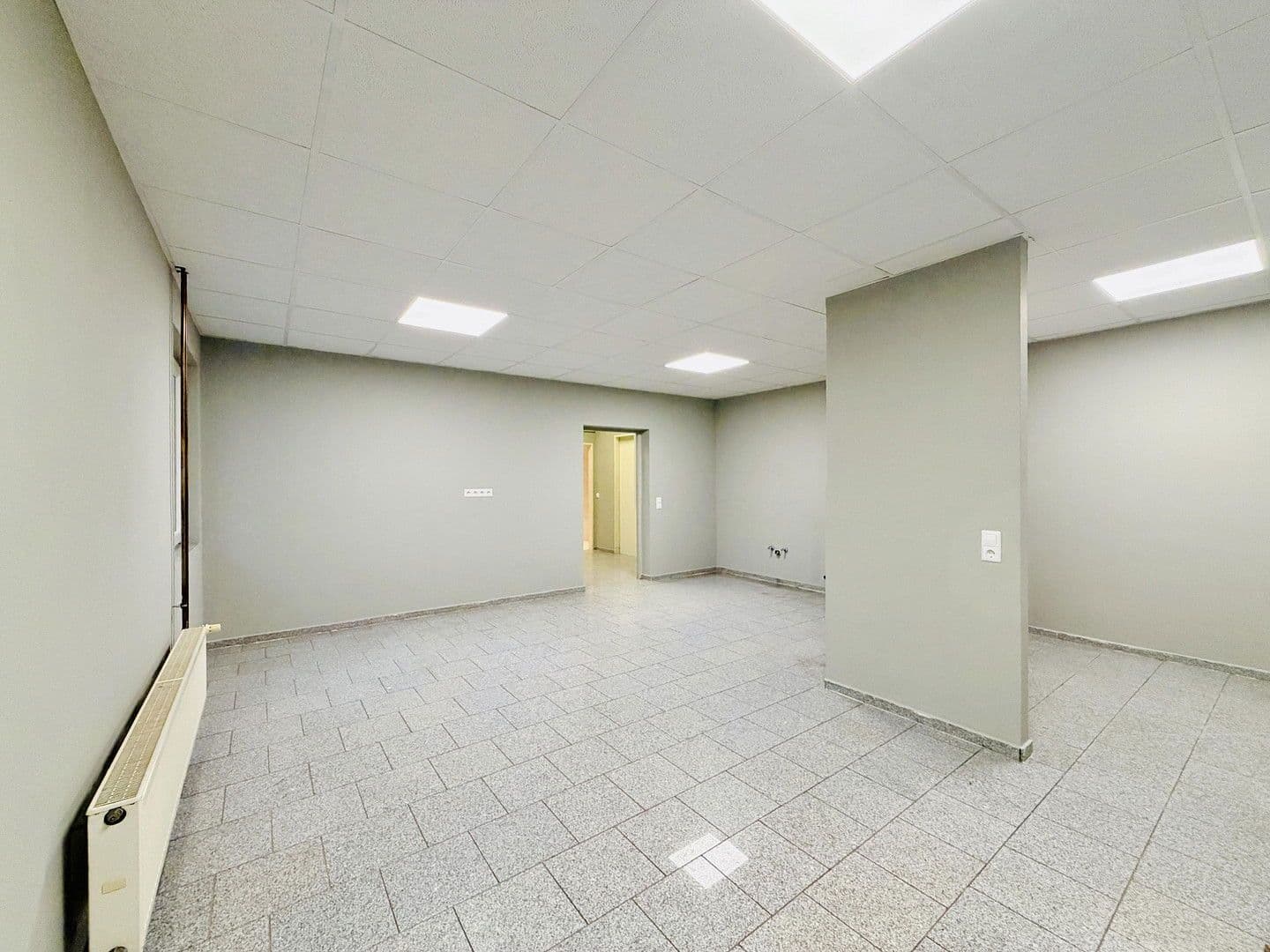 Prenájom nebytového priestoru 230 m², Draisstraße 1, Karlsbad, Bádensko-Wurttembersko Prenájom nebytového priestoru 230 m², Draisstraße 1, Karlsbad, Bádensko-Wurttembersko