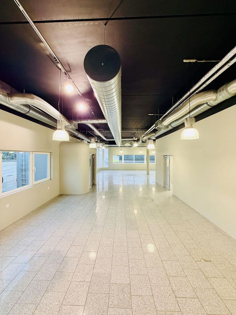 Prenájom nebytového priestoru 230 m², Draisstraße 1, Karlsbad, Bádensko-Wurttembersko Prenájom nebytového priestoru 230 m², Draisstraße 1, Karlsbad, Bádensko-Wurttembersko