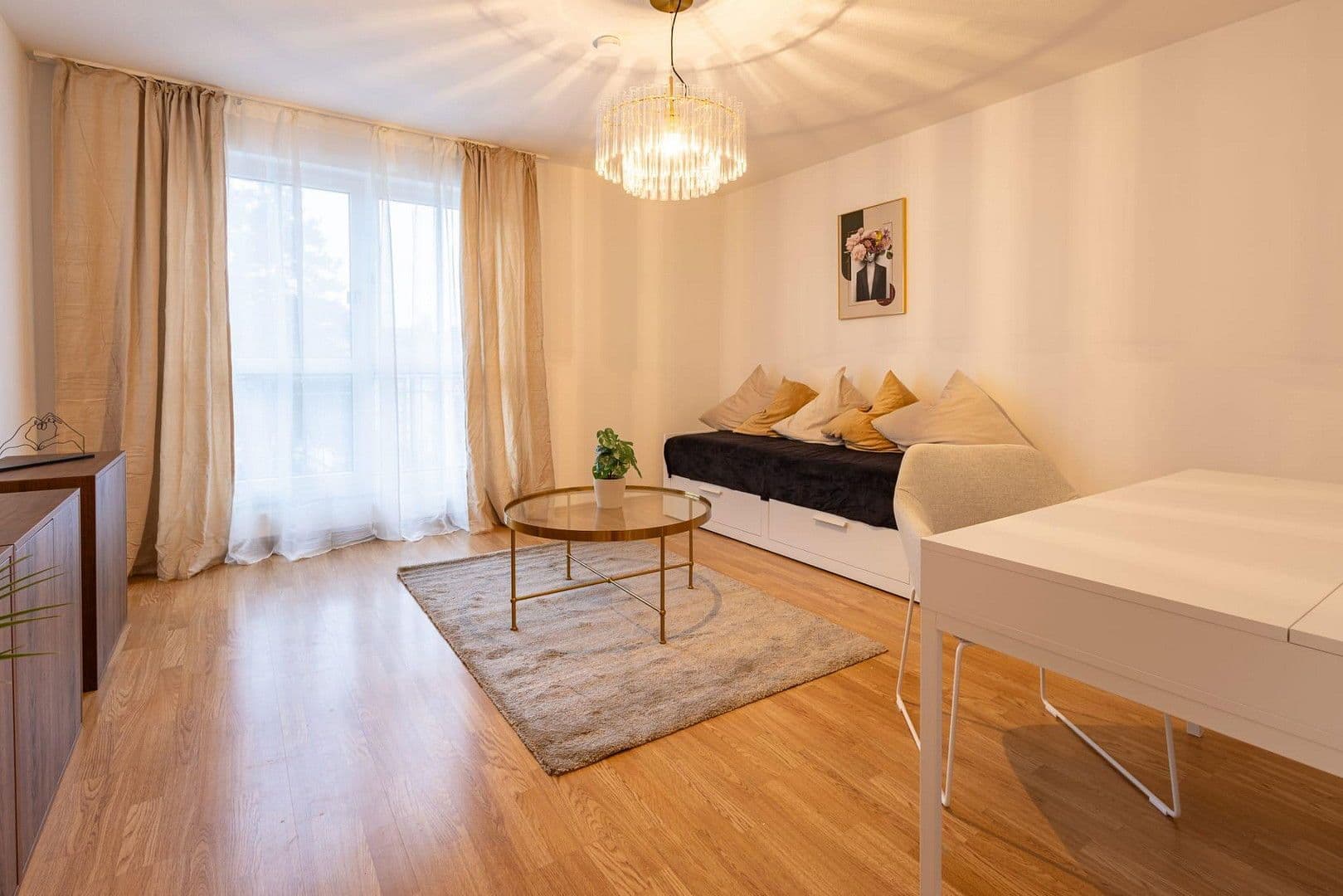 Prenájom bytu 1-izbový 33 m², Schleißheimer Str. 297, München, Bavorsko Prenájom bytu 1-izbový 33 m², Schleißheimer Str. 297, München, Bavorsko