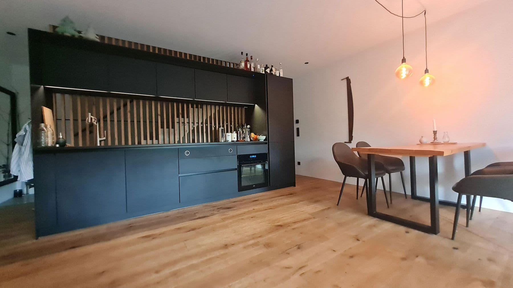 Prenájom domu 150 m², pozemek 160 m², Rosenheimer Str. 72b, Branneburg, Bavorsko Prenájom domu 150 m², pozemek 160 m², Rosenheimer Str. 72b, Branneburg, Bavorsko