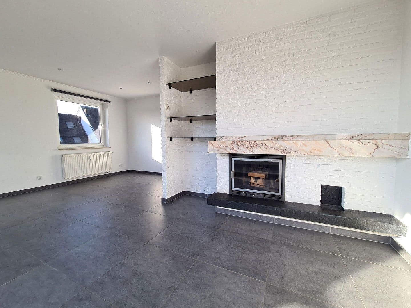 Predaj bytu 3-izbový 78 m², Bockumer Str. 360, Düsseldorf, Severné Porýnie - Westfálsko Predaj bytu 3-izbový 78 m², Bockumer Str. 360, Düsseldorf, Severné Porýnie - Westfálsko