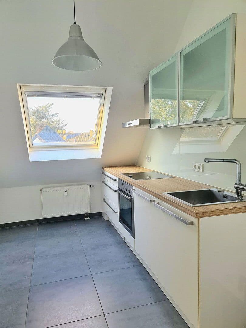 Predaj bytu 3-izbový 78 m², Bockumer Str. 360, Düsseldorf, Severné Porýnie - Westfálsko Predaj bytu 3-izbový 78 m², Bockumer Str. 360, Düsseldorf, Severné Porýnie - Westfálsko