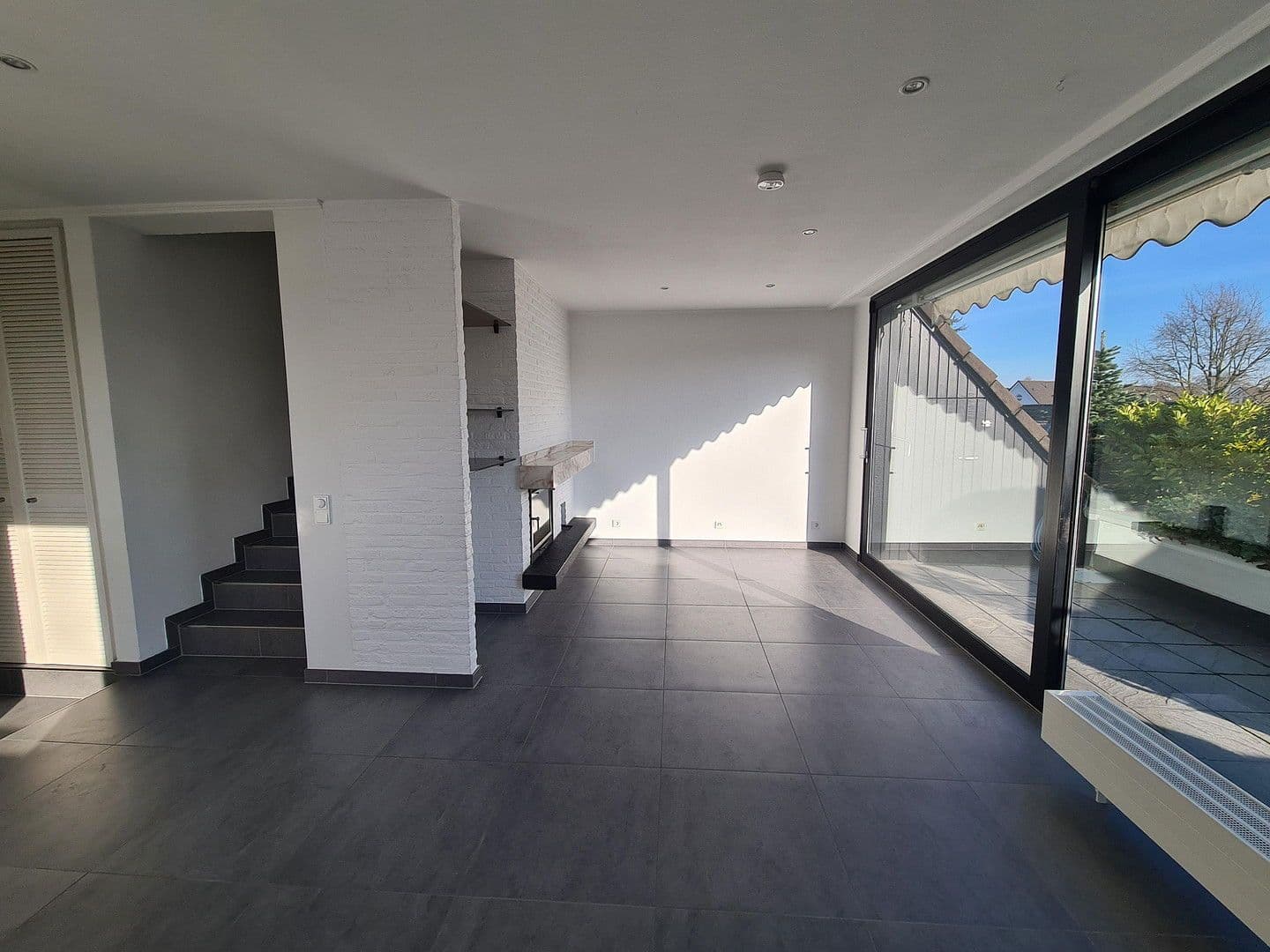 Predaj bytu 3-izbový 78 m², Bockumer Str. 360, Düsseldorf, Severné Porýnie - Westfálsko Predaj bytu 3-izbový 78 m², Bockumer Str. 360, Düsseldorf, Severné Porýnie - Westfálsko