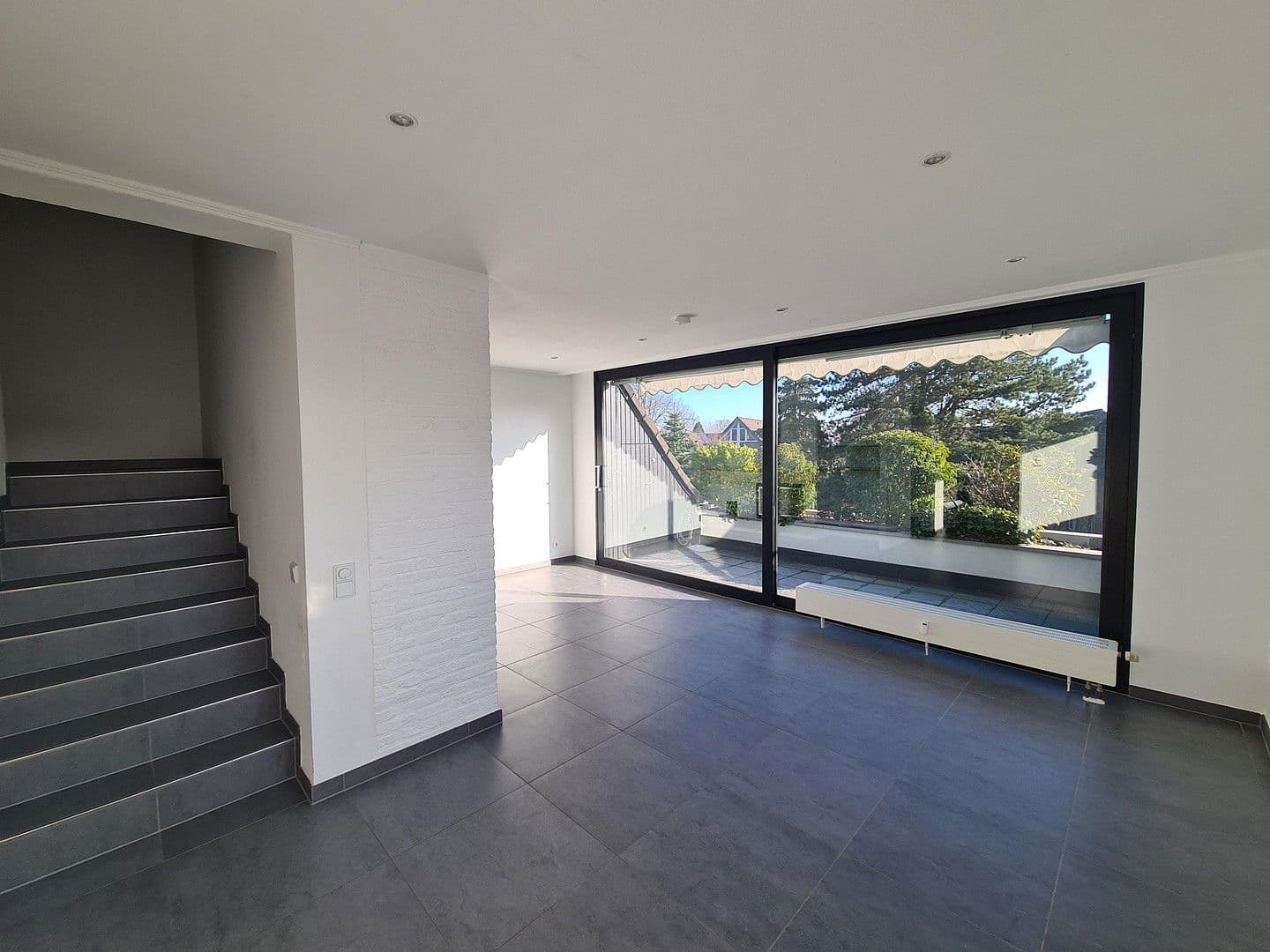 Predaj bytu 3-izbový 78 m², Bockumer Str. 360, Düsseldorf, Severné Porýnie - Westfálsko Predaj bytu 3-izbový 78 m², Bockumer Str. 360, Düsseldorf, Severné Porýnie - Westfálsko