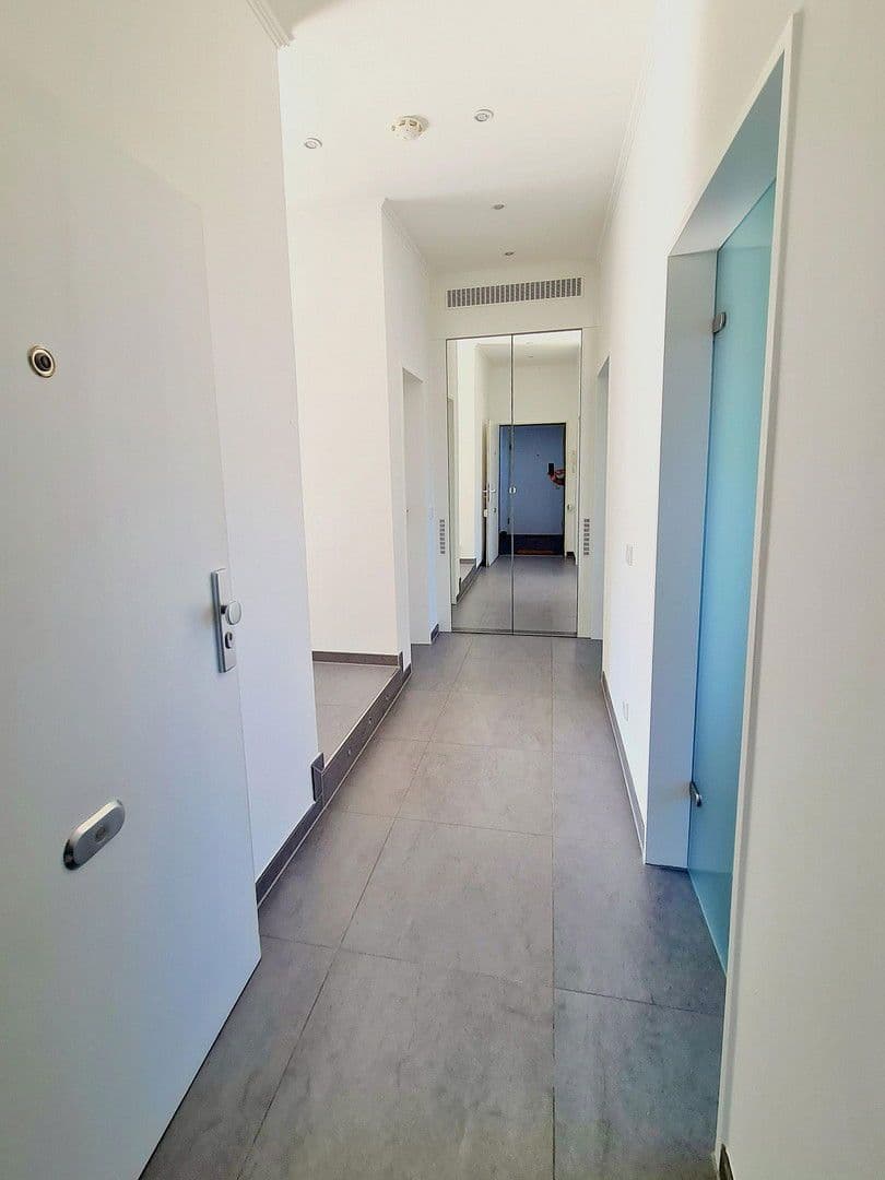 Predaj bytu 3-izbový 78 m², Bockumer Str. 360, Düsseldorf, Severné Porýnie - Westfálsko Predaj bytu 3-izbový 78 m², Bockumer Str. 360, Düsseldorf, Severné Porýnie - Westfálsko