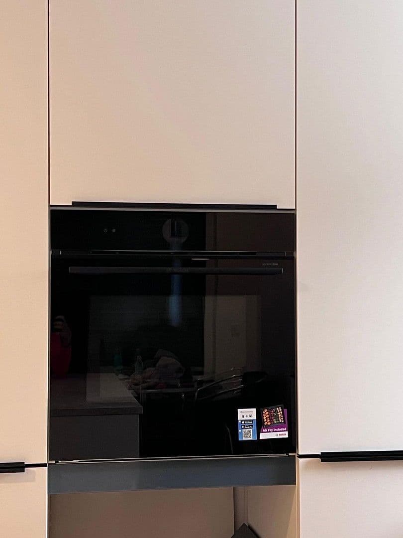 Prenájom bytu 3-izbový 126 m², München, Bavorsko Prenájom bytu 3-izbový 126 m², München, Bavorsko