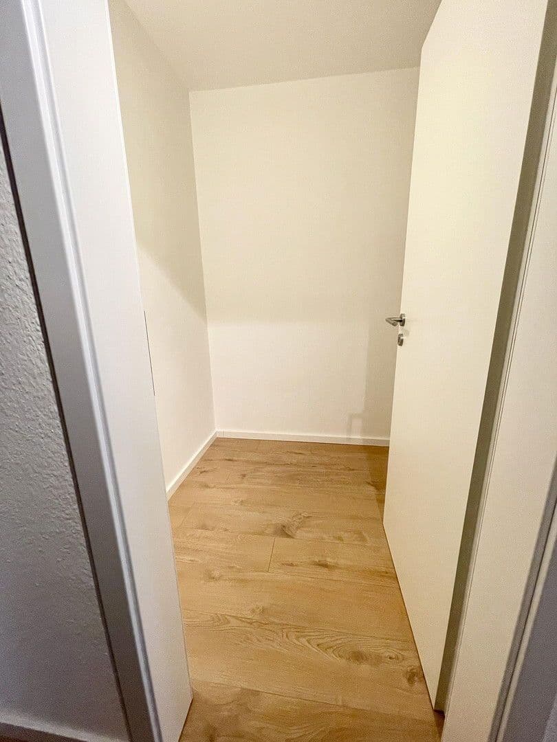Prenájom bytu 3-izbový 87 m², Seeäckerstrasse 23, Leonberg, Bádensko-Wurttembersko Prenájom bytu 3-izbový 87 m², Seeäckerstrasse 23, Leonberg, Bádensko-Wurttembersko