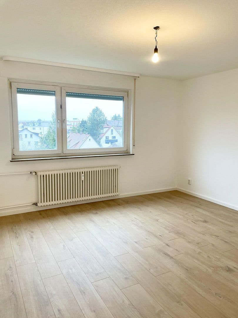 Prenájom bytu 3-izbový 87 m², Seeäckerstrasse 23, Leonberg, Bádensko-Wurttembersko Prenájom bytu 3-izbový 87 m², Seeäckerstrasse 23, Leonberg, Bádensko-Wurttembersko