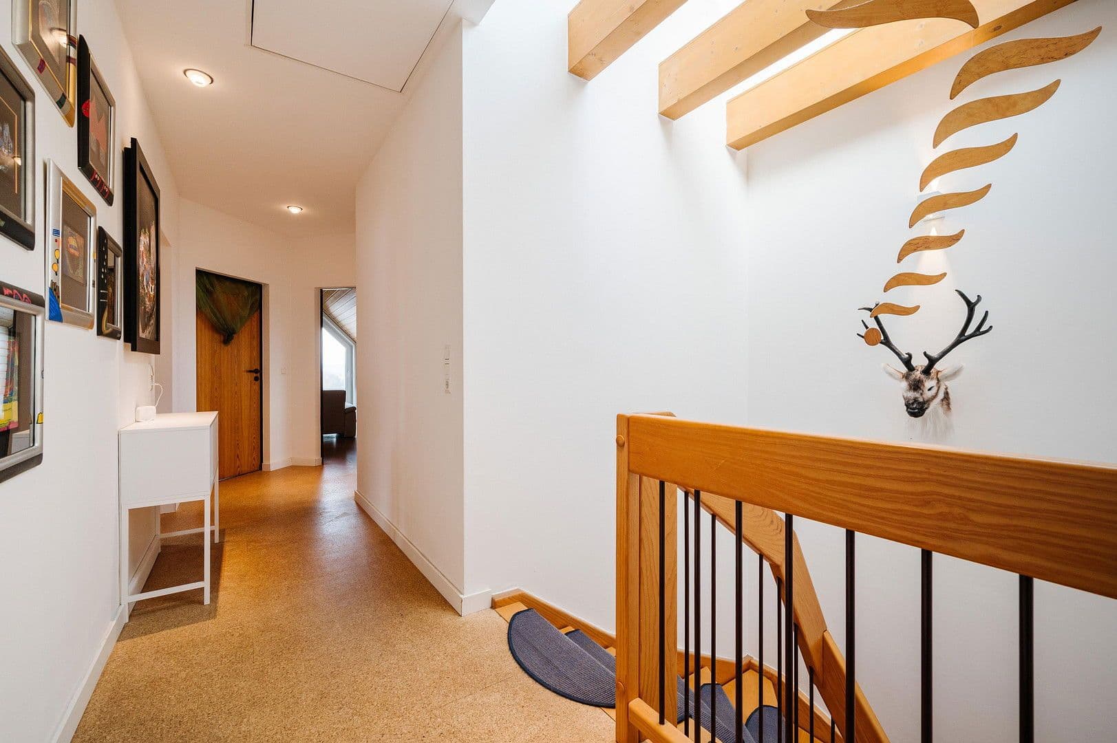 Predaj domu 240 m², pozemek 627 m², Wingertsweg 4, Roßdorf, Hesensko Predaj domu 240 m², pozemek 627 m², Wingertsweg 4, Roßdorf, Hesensko