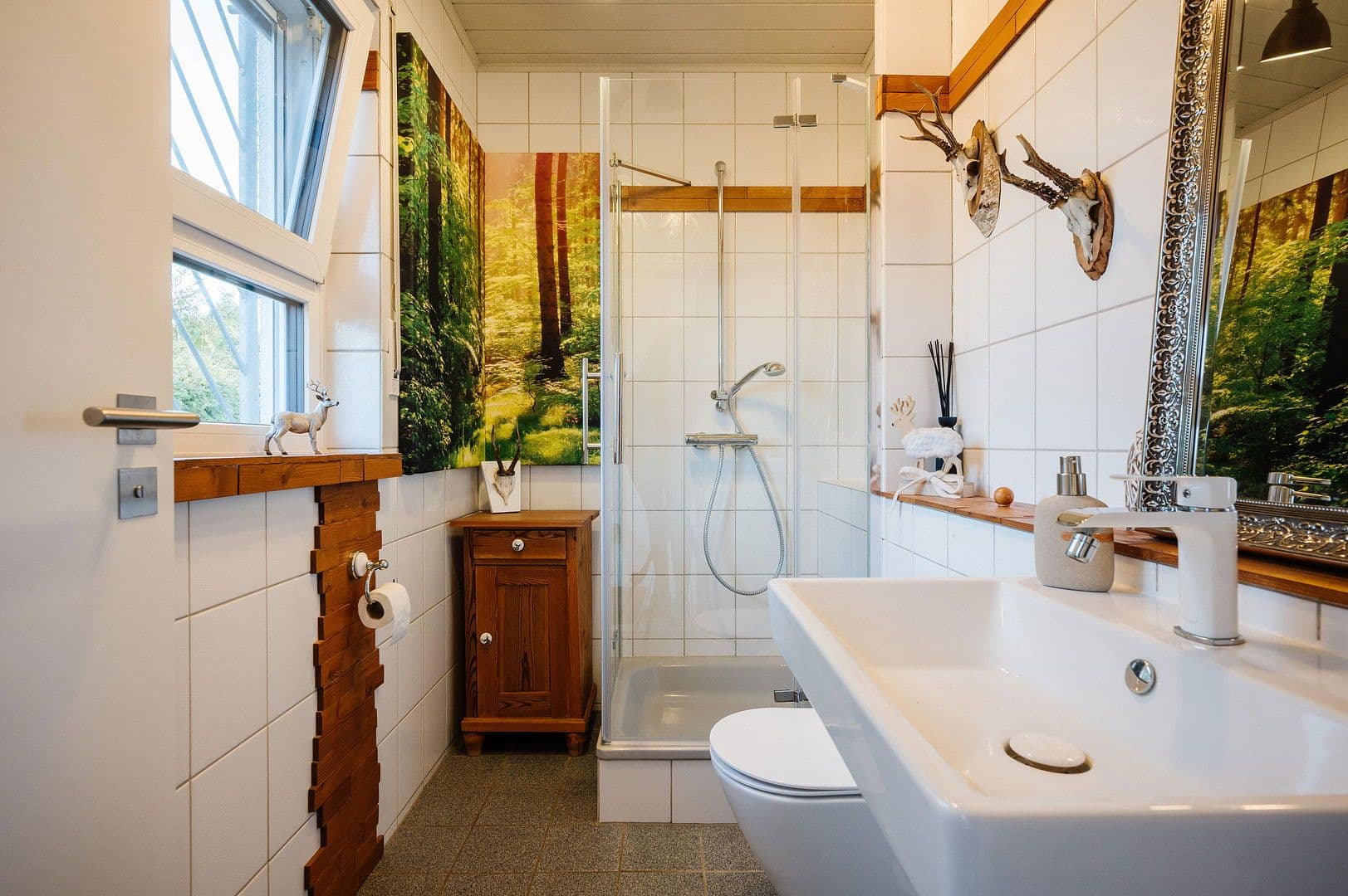 Predaj domu 240 m², pozemek 627 m², Wingertsweg 4, Roßdorf, Hesensko Predaj domu 240 m², pozemek 627 m², Wingertsweg 4, Roßdorf, Hesensko