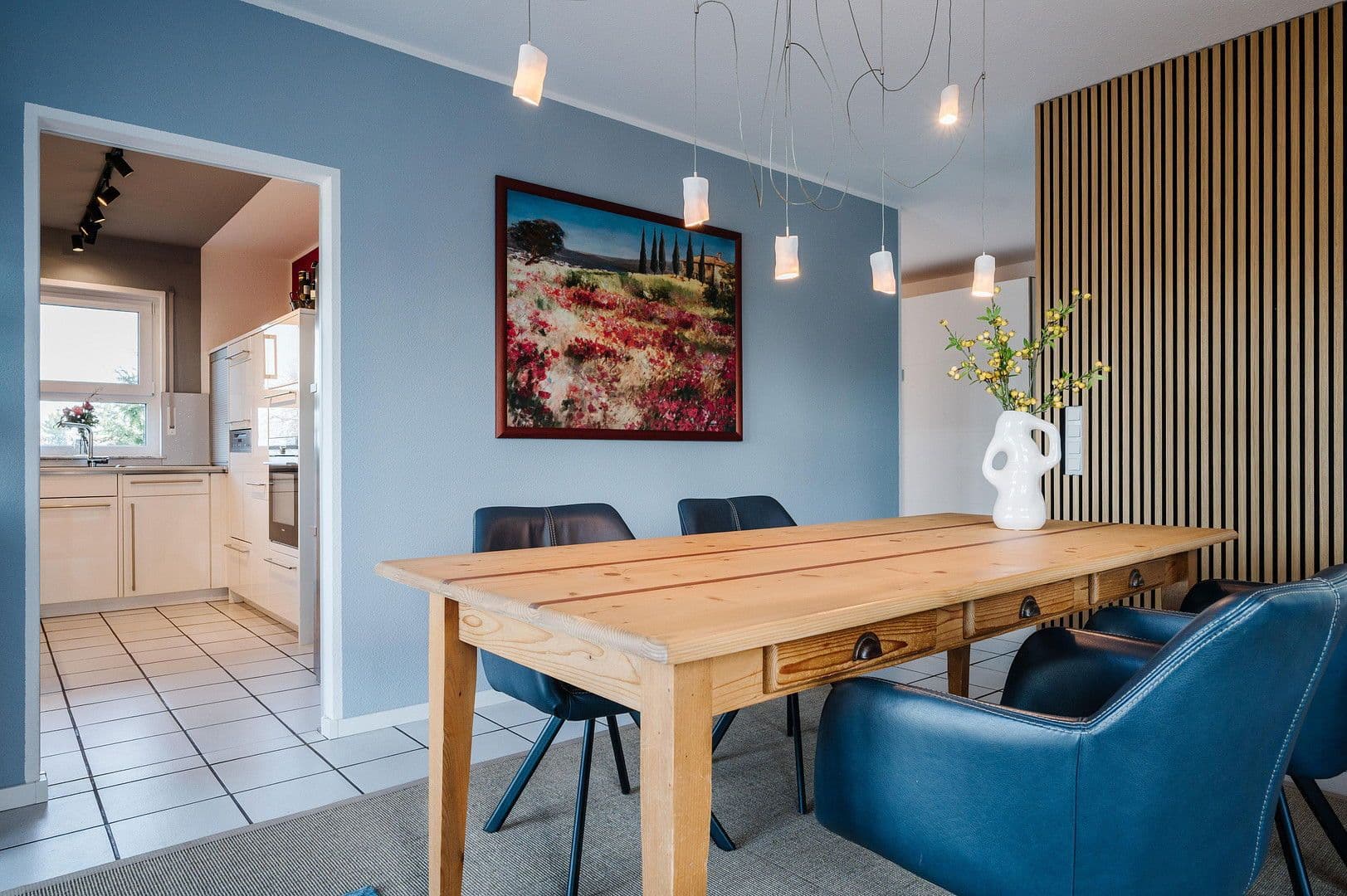 Predaj domu 240 m², pozemek 627 m², Wingertsweg 4, Roßdorf, Hesensko Predaj domu 240 m², pozemek 627 m², Wingertsweg 4, Roßdorf, Hesensko