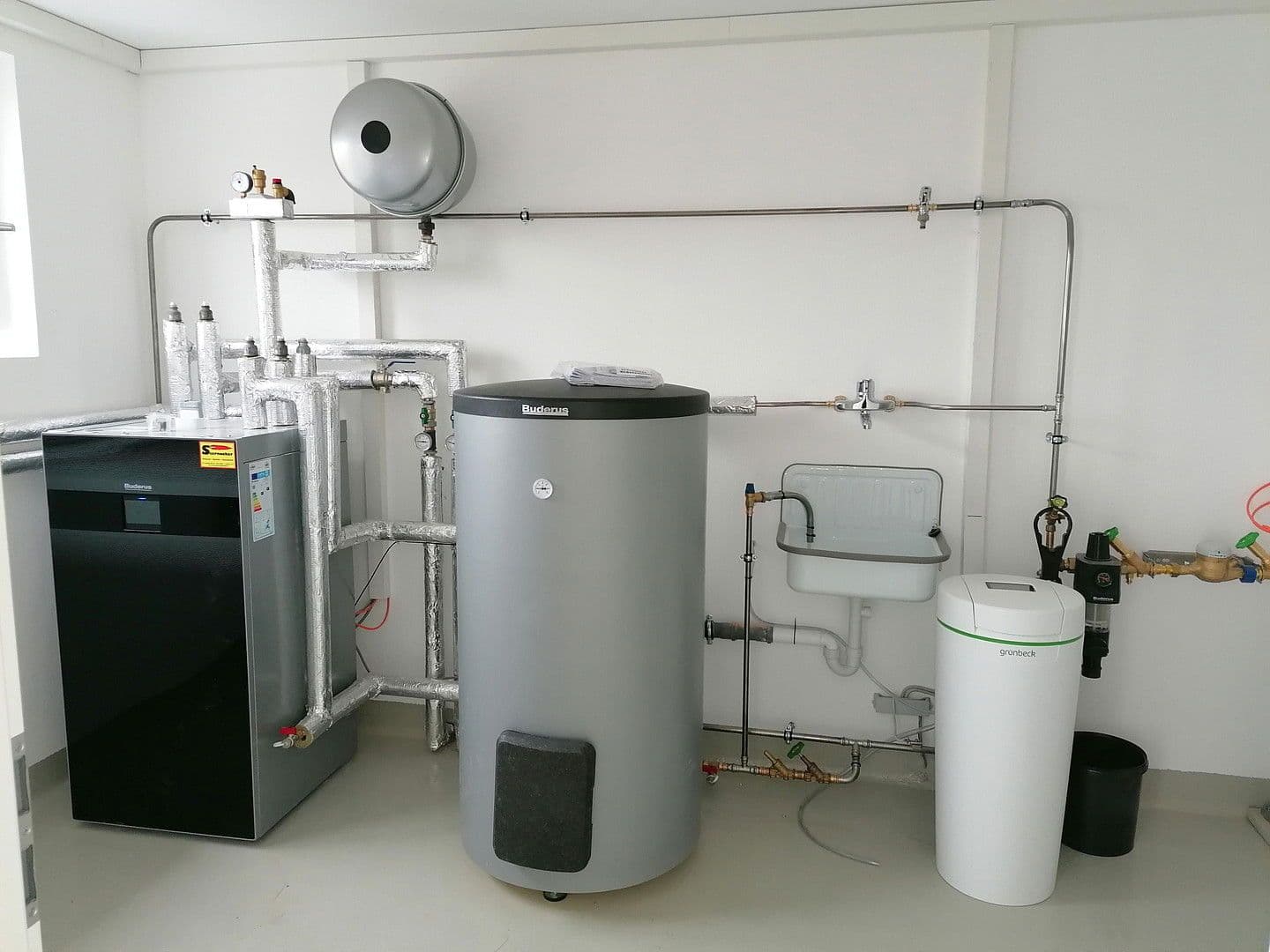 Prenájom domu 186 m², pozemek 537 m², Biberweg 18, Abensberg, Bavorsko Prenájom domu 186 m², pozemek 537 m², Biberweg 18, Abensberg, Bavorsko