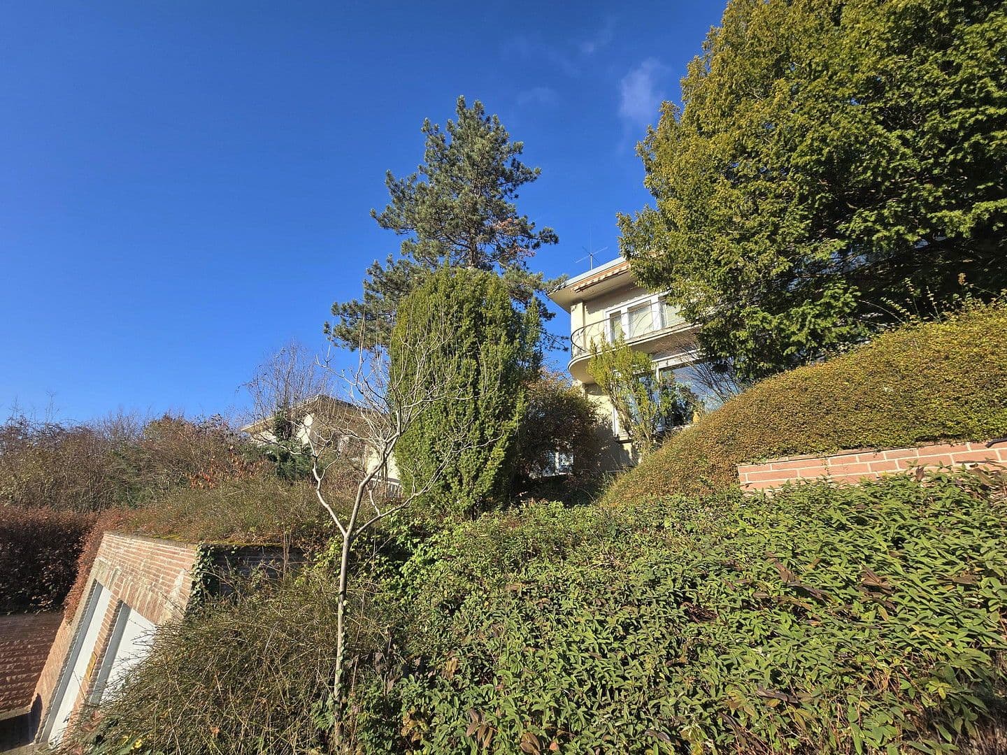 Predaj domu 321 m², pozemek 2.441 m², Triefenstein, Bavorsko Predaj domu 321 m², pozemek 2.441 m², Triefenstein, Bavorsko