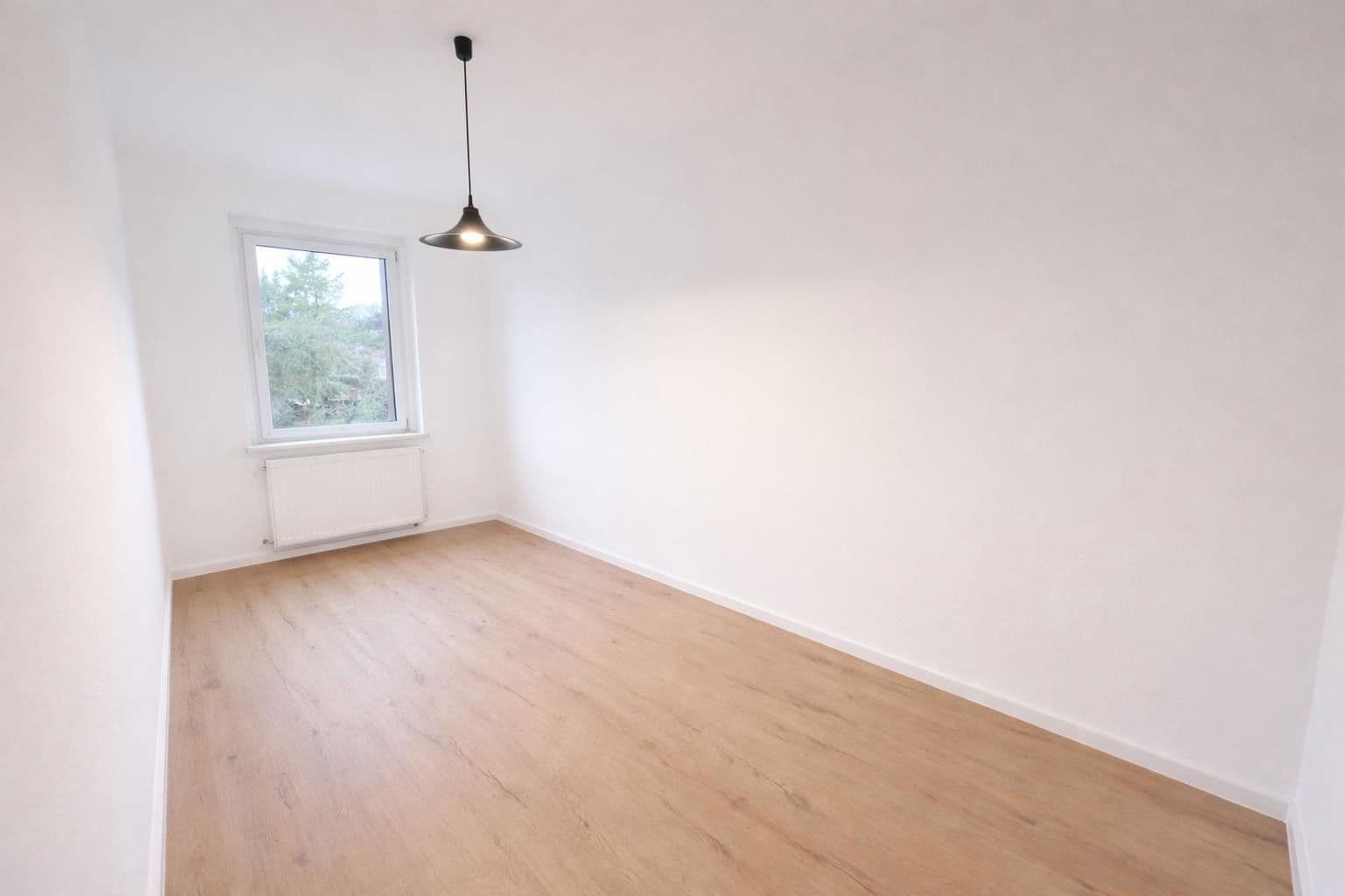 Prenájom bytu 3-izbový 65 m², Freiburger Str. 23, Oranienburg, Brandenbursko Prenájom bytu 3-izbový 65 m², Freiburger Str. 23, Oranienburg, Brandenbursko