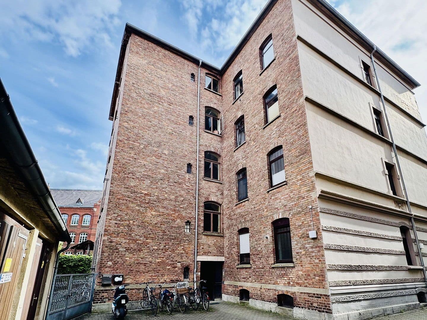 Predaj bytu 3-izbový 60 m², Pestalozzistraße 17, Braunschweig, Dolné Sasko Predaj bytu 3-izbový 60 m², Pestalozzistraße 17, Braunschweig, Dolné Sasko