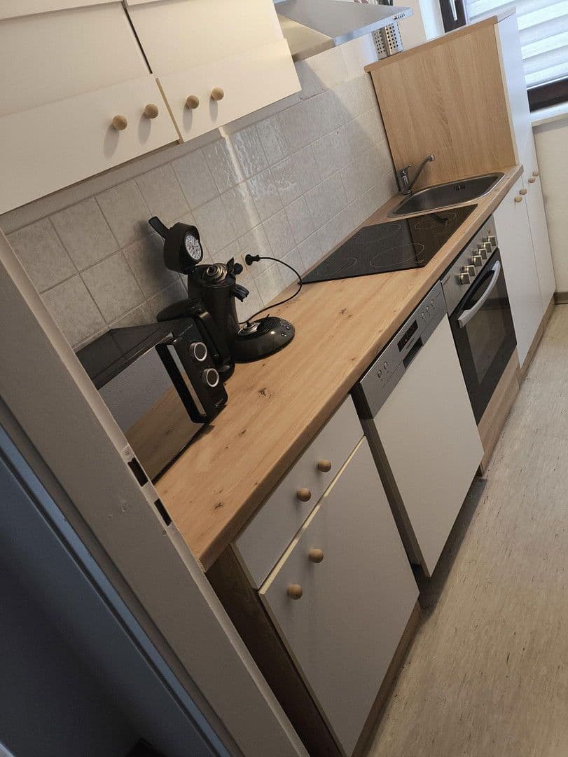 Prenájom bytu 3-izbový 54 m², Göttingen, Dolné Sasko Prenájom bytu 3-izbový 54 m², Göttingen, Dolné Sasko