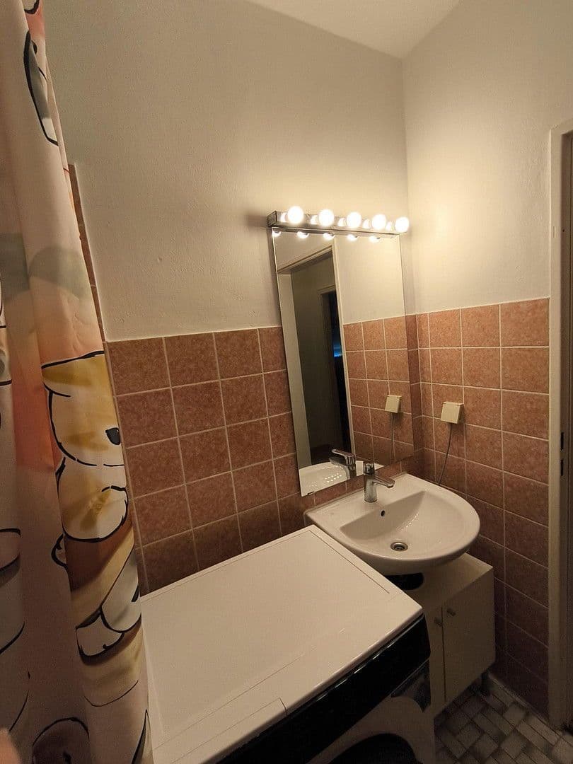 Prenájom bytu 3-izbový 54 m², Göttingen, Dolné Sasko Prenájom bytu 3-izbový 54 m², Göttingen, Dolné Sasko