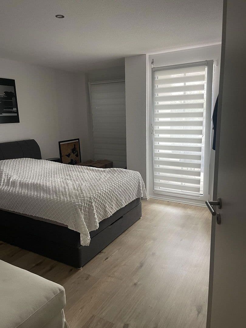 Prenájom bytu 2-izbový 50 m², Göthestraße, Müllheim im Markgräflerland, Bádensko-Wurttembersko Prenájom bytu 2-izbový 50 m², Göthestraße, Müllheim im Markgräflerland, Bádensko-Wurttembersko