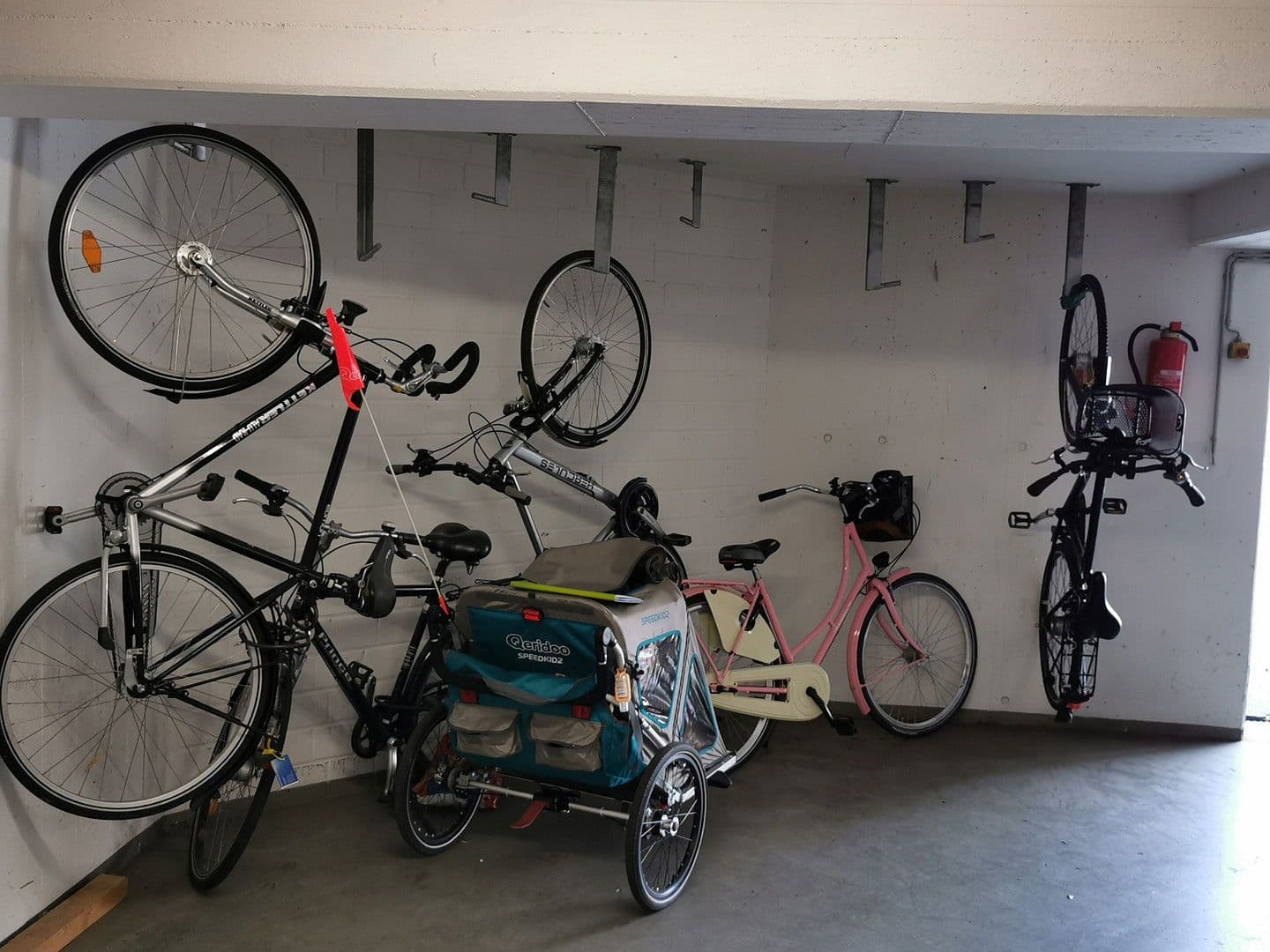 Prenájom bytu 2-izbový 55 m², Frankfurter Str. 214, Köln, Severné Porýnie - Westfálsko Prenájom bytu 2-izbový 55 m², Frankfurter Str. 214, Köln, Severné Porýnie - Westfálsko