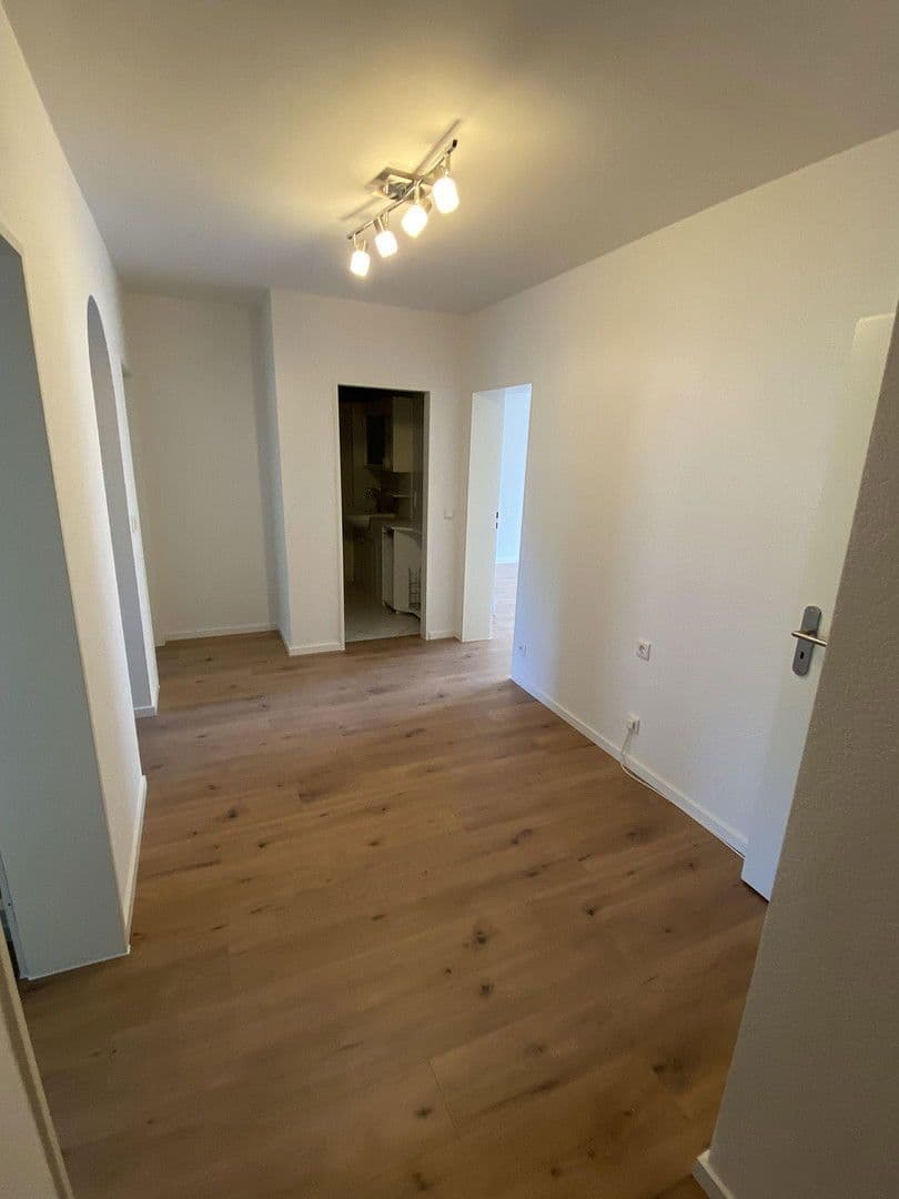 Prenájom bytu 3-izbový 75 m², Cecilienstr. 3, Moers, Severné Porýnie - Westfálsko Prenájom bytu 3-izbový 75 m², Cecilienstr. 3, Moers, Severné Porýnie - Westfálsko