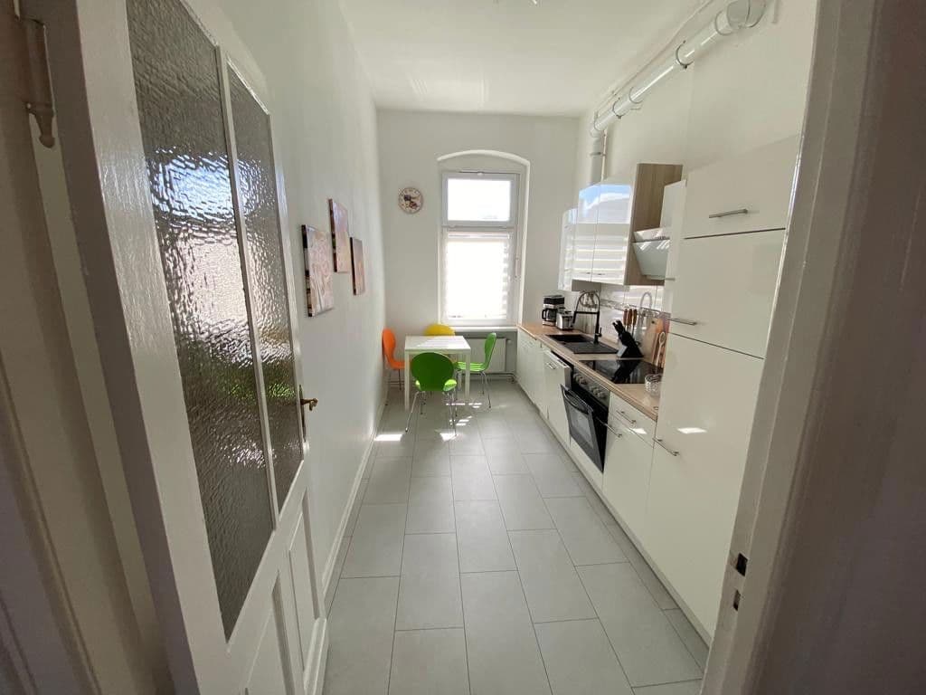 Prenájom bytu 3-izbový 90 m², Körnerstr., 47, Berlin, Berlín Prenájom bytu 3-izbový 90 m², Körnerstr., 47, Berlin, Berlín