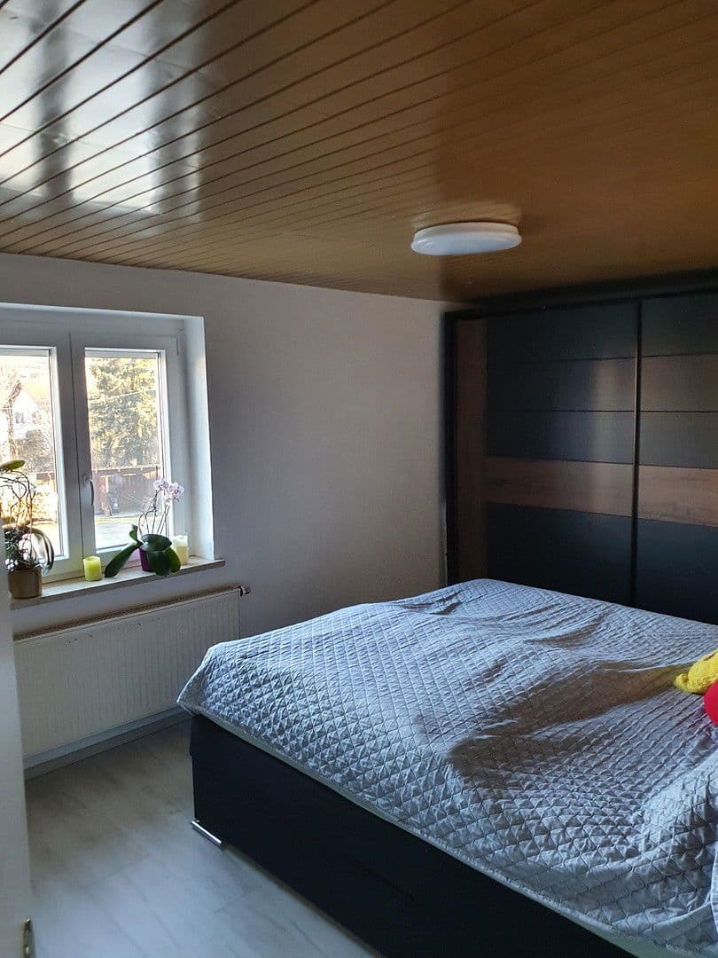 Predaj domu 145 m², pozemek 452 m², Altmannstein, Bavorsko Predaj domu 145 m², pozemek 452 m², Altmannstein, Bavorsko