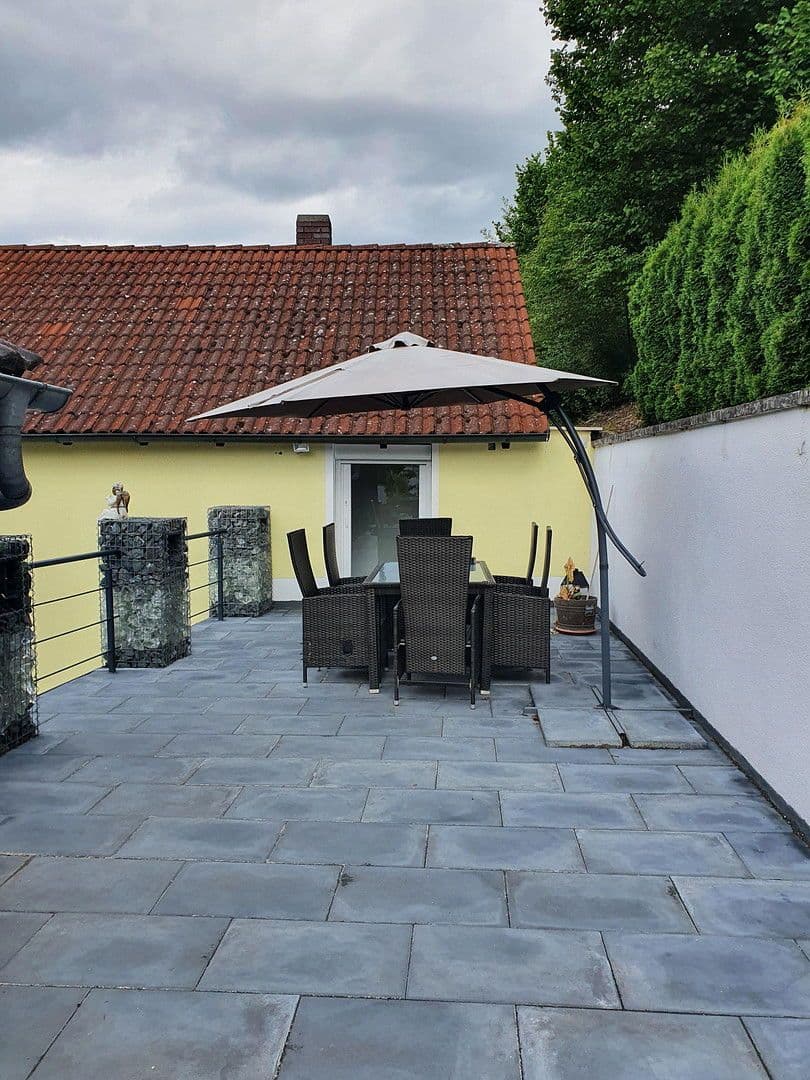 Predaj domu 145 m², pozemek 452 m², Altmannstein, Bavorsko Predaj domu 145 m², pozemek 452 m², Altmannstein, Bavorsko