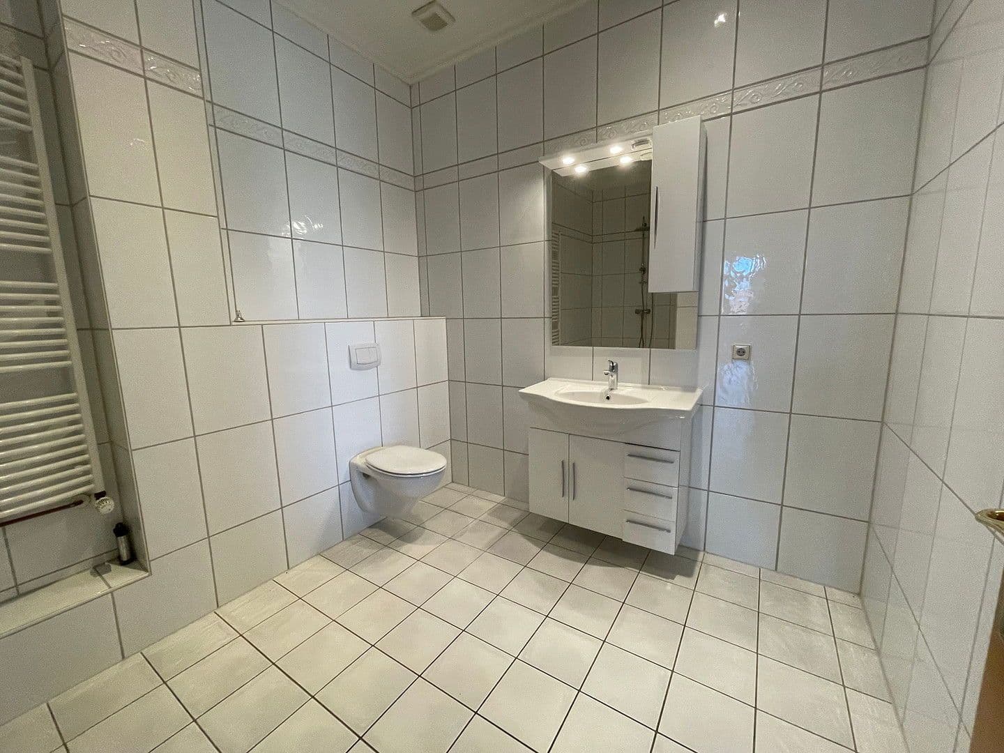 Prenájom bytu 3-izbový 125 m², An der Alpe 2, Neustadt am Rübenberge, Dolné Sasko Prenájom bytu 3-izbový 125 m², An der Alpe 2, Neustadt am Rübenberge, Dolné Sasko