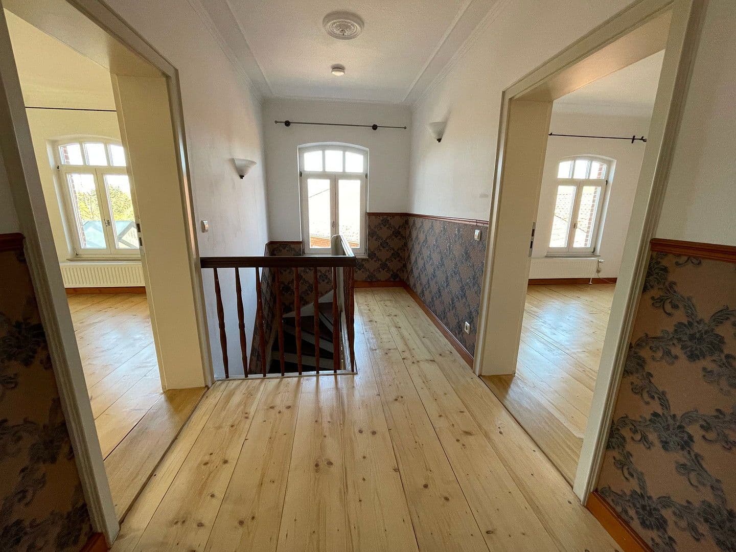 Prenájom domu 227 m², pozemek 550 m², An der Alpe 2, Neustadt am Rübenberge, Dolné Sasko Prenájom domu 227 m², pozemek 550 m², An der Alpe 2, Neustadt am Rübenberge, Dolné Sasko