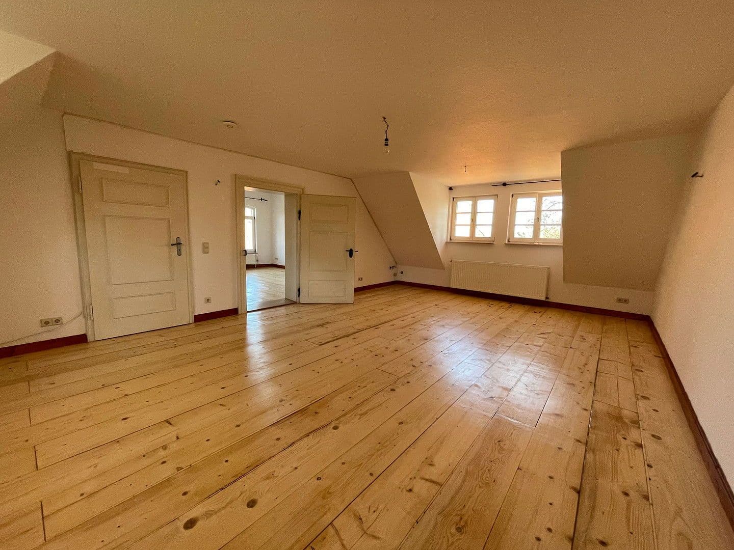 Prenájom domu 227 m², pozemek 550 m², An der Alpe 2, Neustadt am Rübenberge, Dolné Sasko Prenájom domu 227 m², pozemek 550 m², An der Alpe 2, Neustadt am Rübenberge, Dolné Sasko