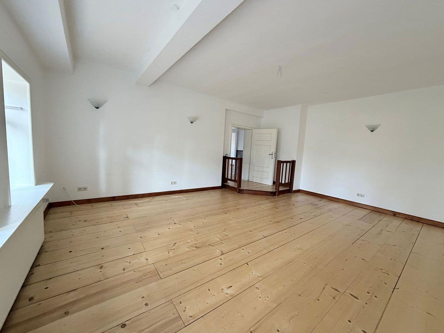 Prenájom domu 227 m², pozemek 550 m², An der Alpe 2, Neustadt am Rübenberge, Dolné Sasko Prenájom domu 227 m², pozemek 550 m², An der Alpe 2, Neustadt am Rübenberge, Dolné Sasko