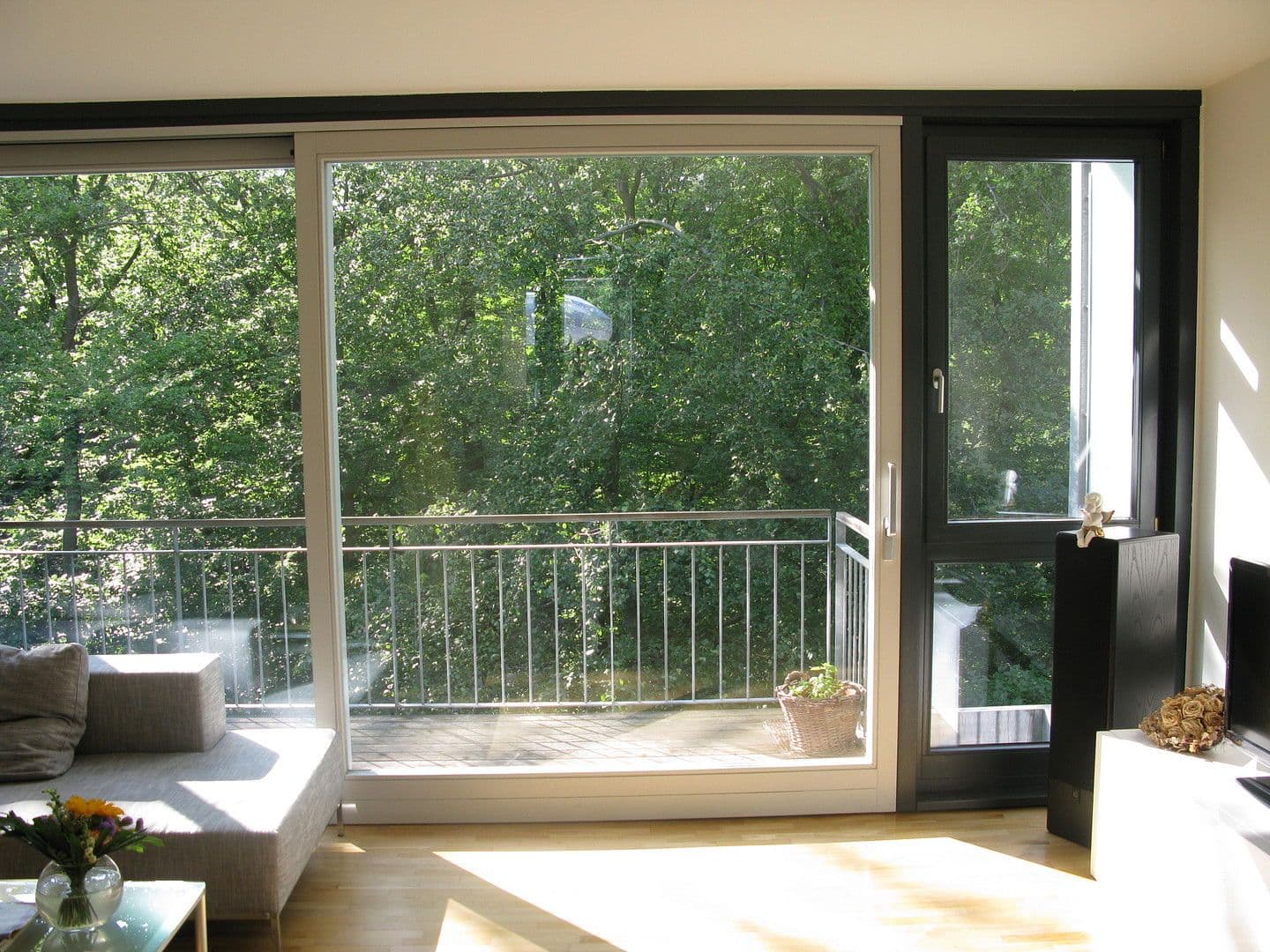 Prenájom bytu 3-izbový 98 m², Fasanenweg 5, Mörfelden-Walldorf, Hesensko Prenájom bytu 3-izbový 98 m², Fasanenweg 5, Mörfelden-Walldorf, Hesensko