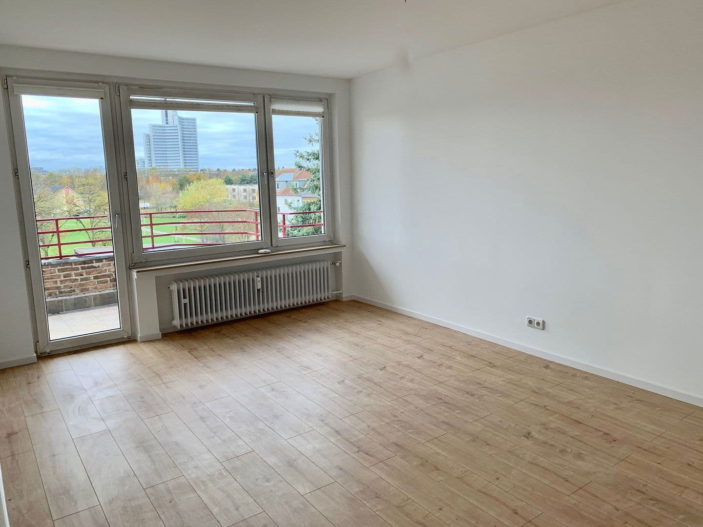 Prenájom bytu 3-izbový 67 m², Köln, Severné Porýnie - Westfálsko Prenájom bytu 3-izbový 67 m², Köln, Severné Porýnie - Westfálsko