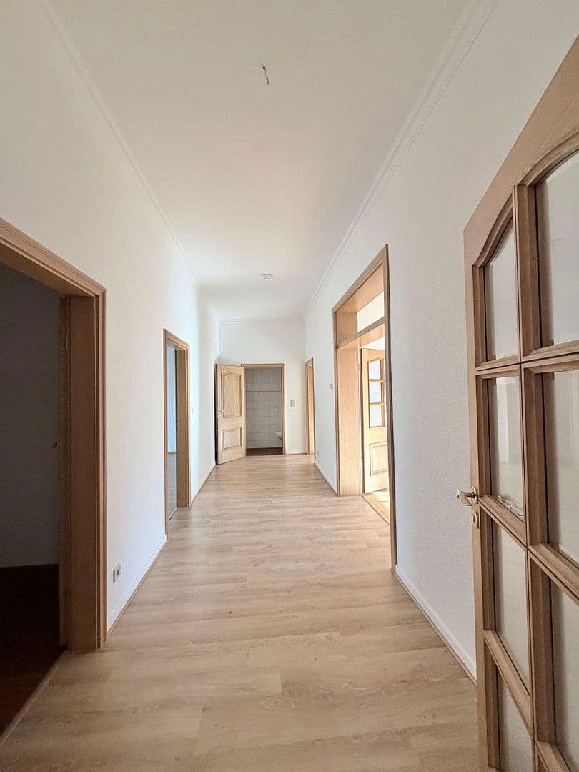 Prenájom bytu 3-izbový 164 m², An der Alpe 2, Neustadt am Rübenberge, Dolné Sasko Prenájom bytu 3-izbový 164 m², An der Alpe 2, Neustadt am Rübenberge, Dolné Sasko