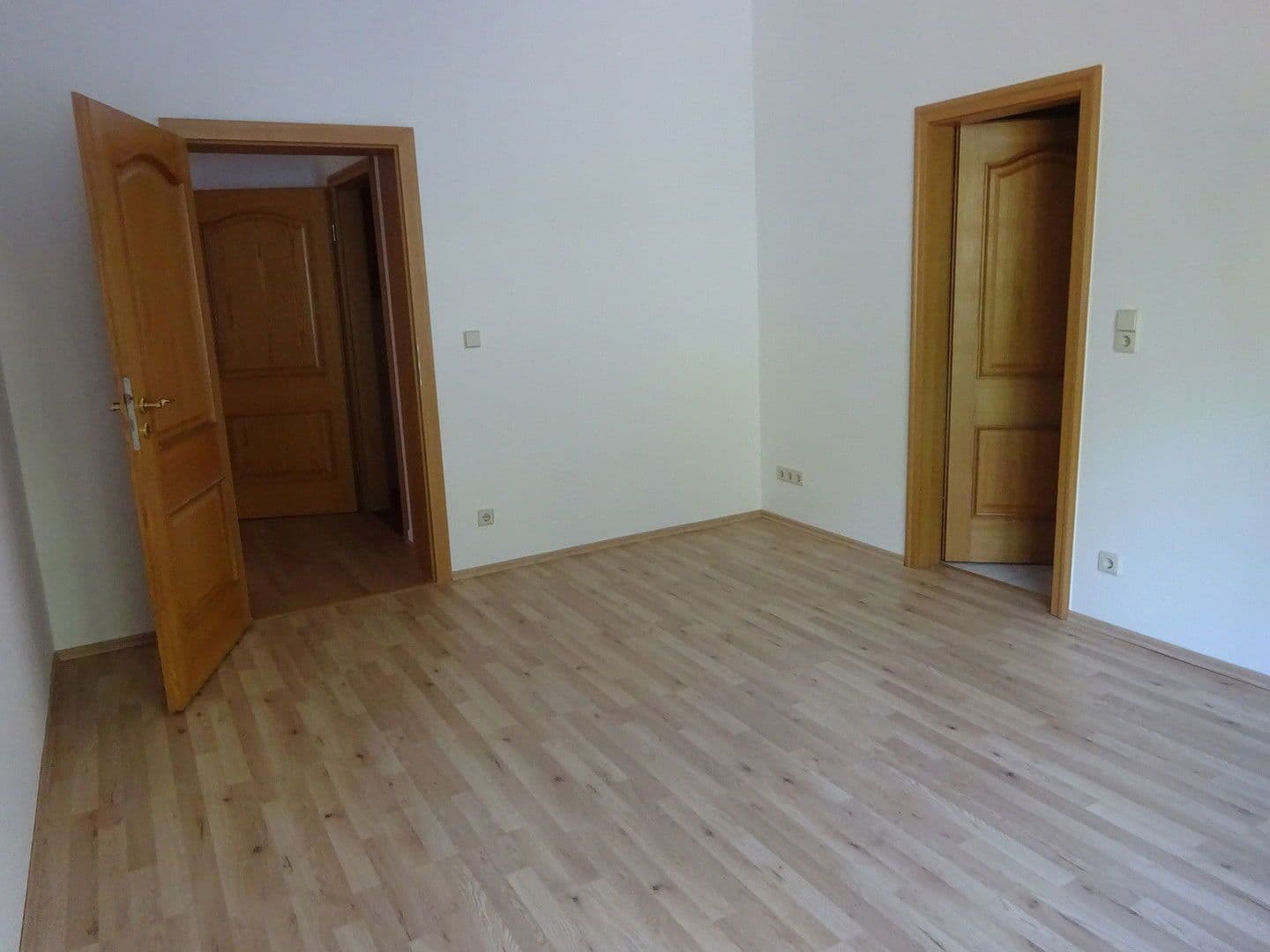 Prenájom bytu 3-izbový 164 m², An der Alpe 2, Neustadt am Rübenberge, Dolné Sasko Prenájom bytu 3-izbový 164 m², An der Alpe 2, Neustadt am Rübenberge, Dolné Sasko